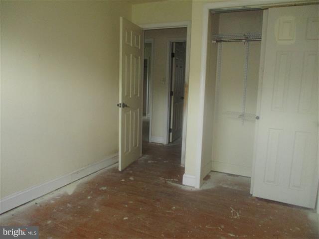 HOLLY NECK - Residential