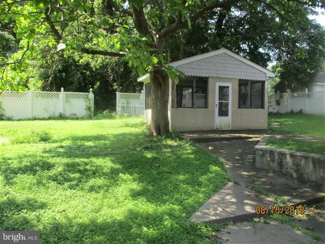 HOLLY NECK - Residential