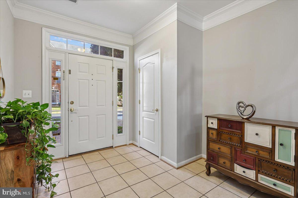 21895 SCHENLEY TERRACE