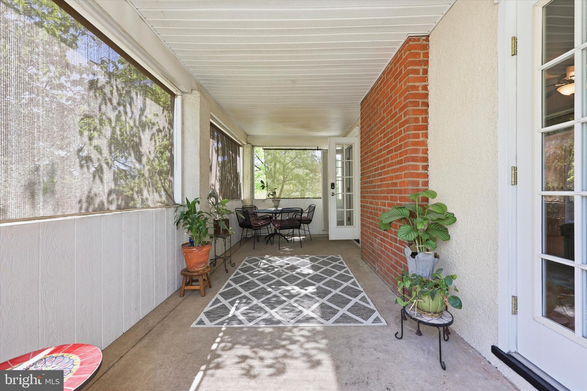 JENKINTOWN - Residential