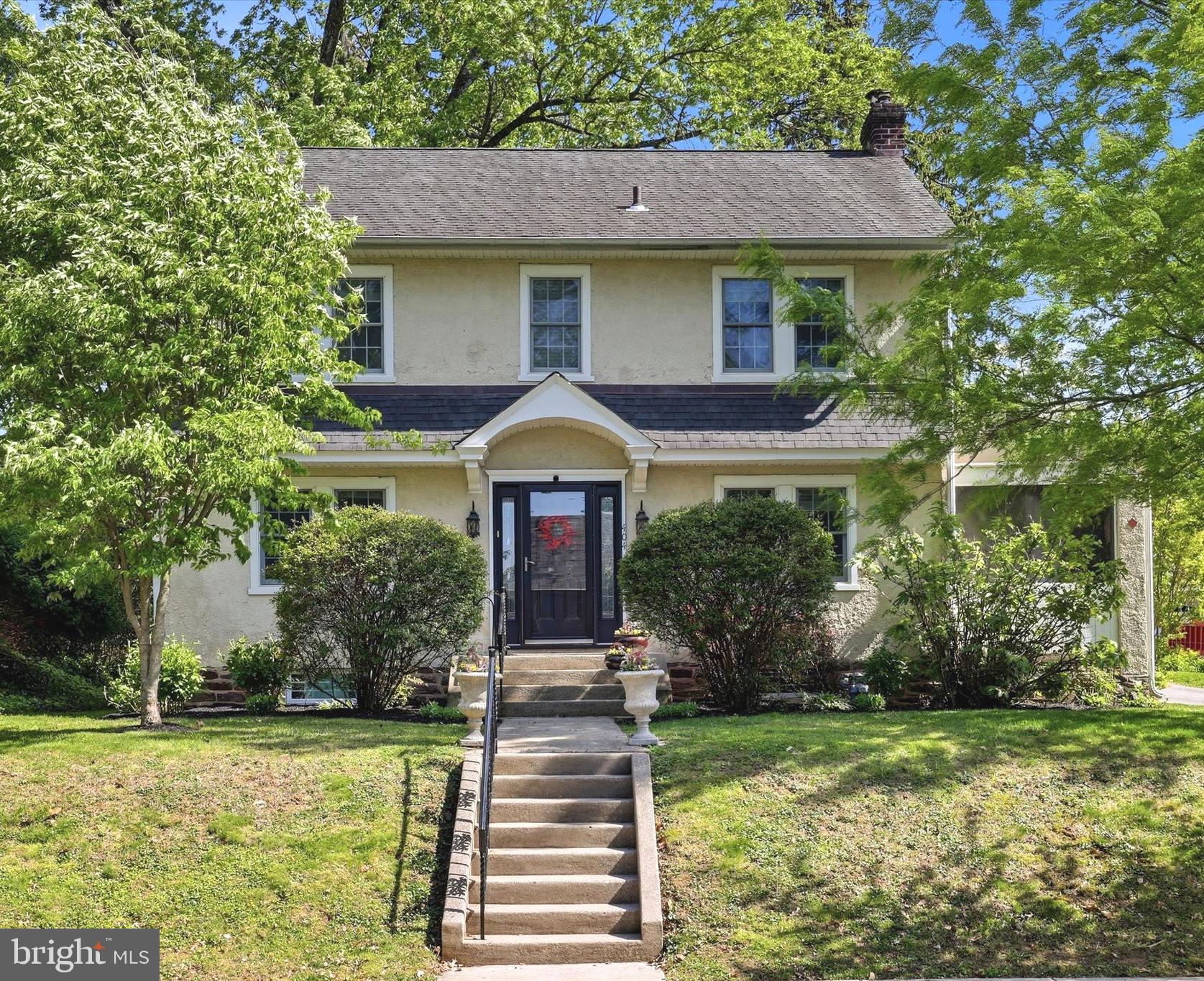 JENKINTOWN - Residential