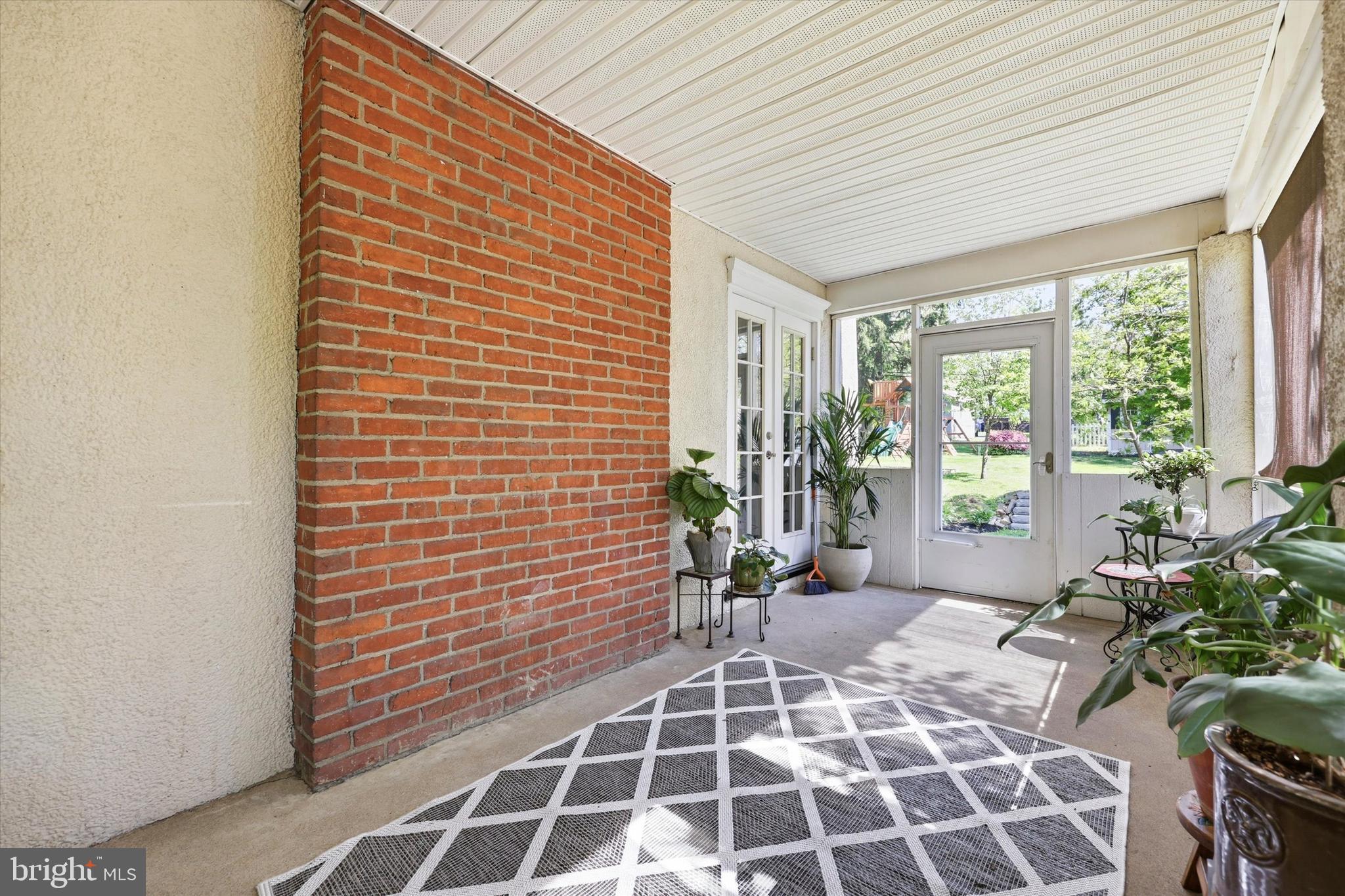 JENKINTOWN - Residential