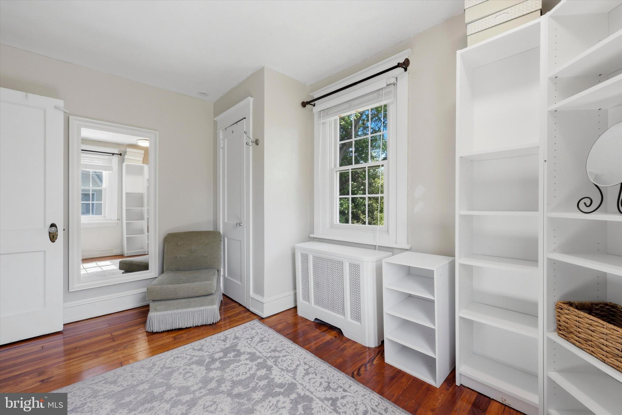 JENKINTOWN - Residential