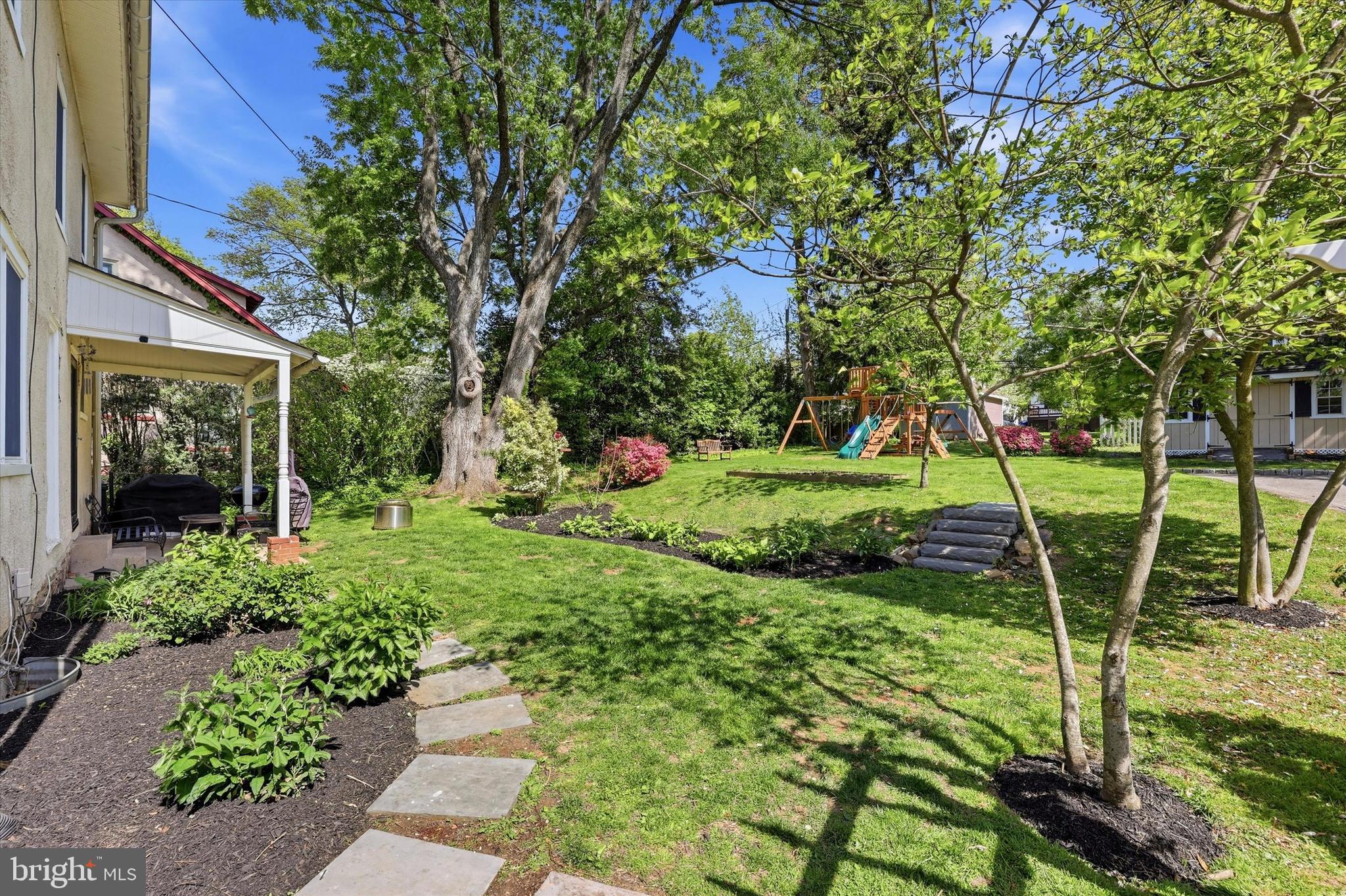 JENKINTOWN - Residential