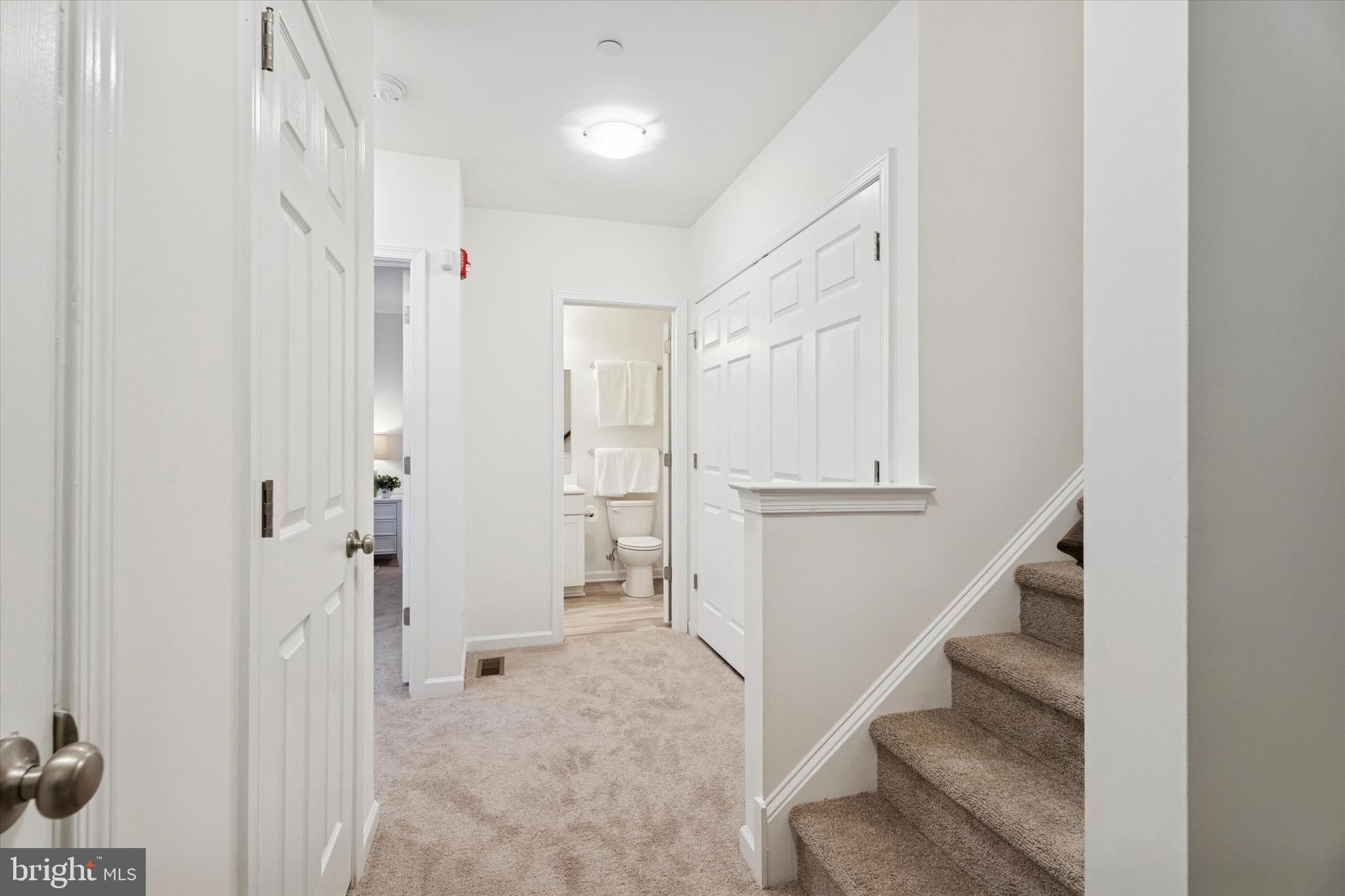 ARBOR KNOLL - Residential