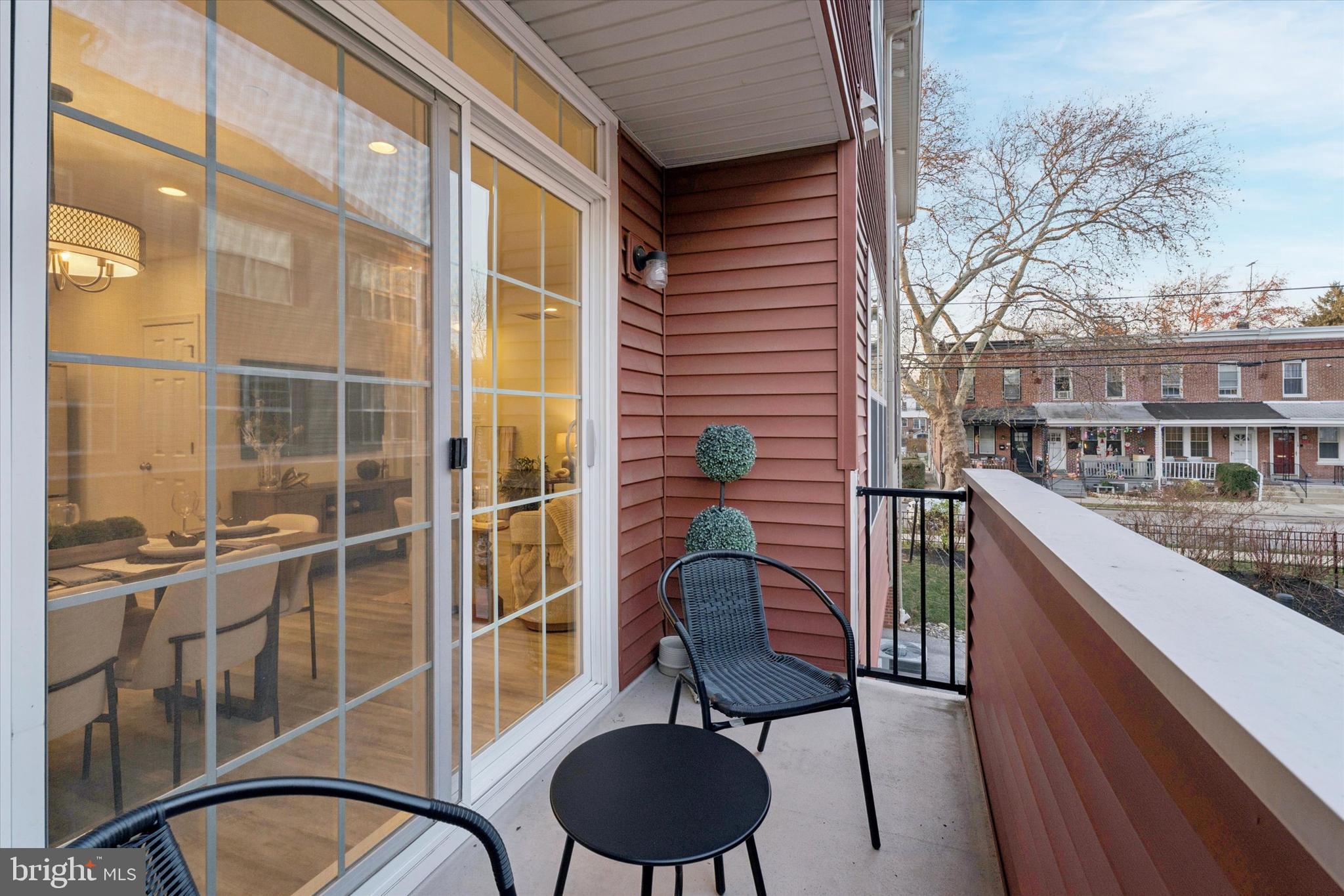 ARBOR KNOLL - Residential