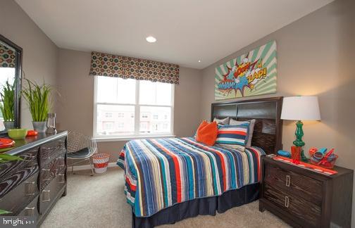 ARBOR KNOLL - Residential