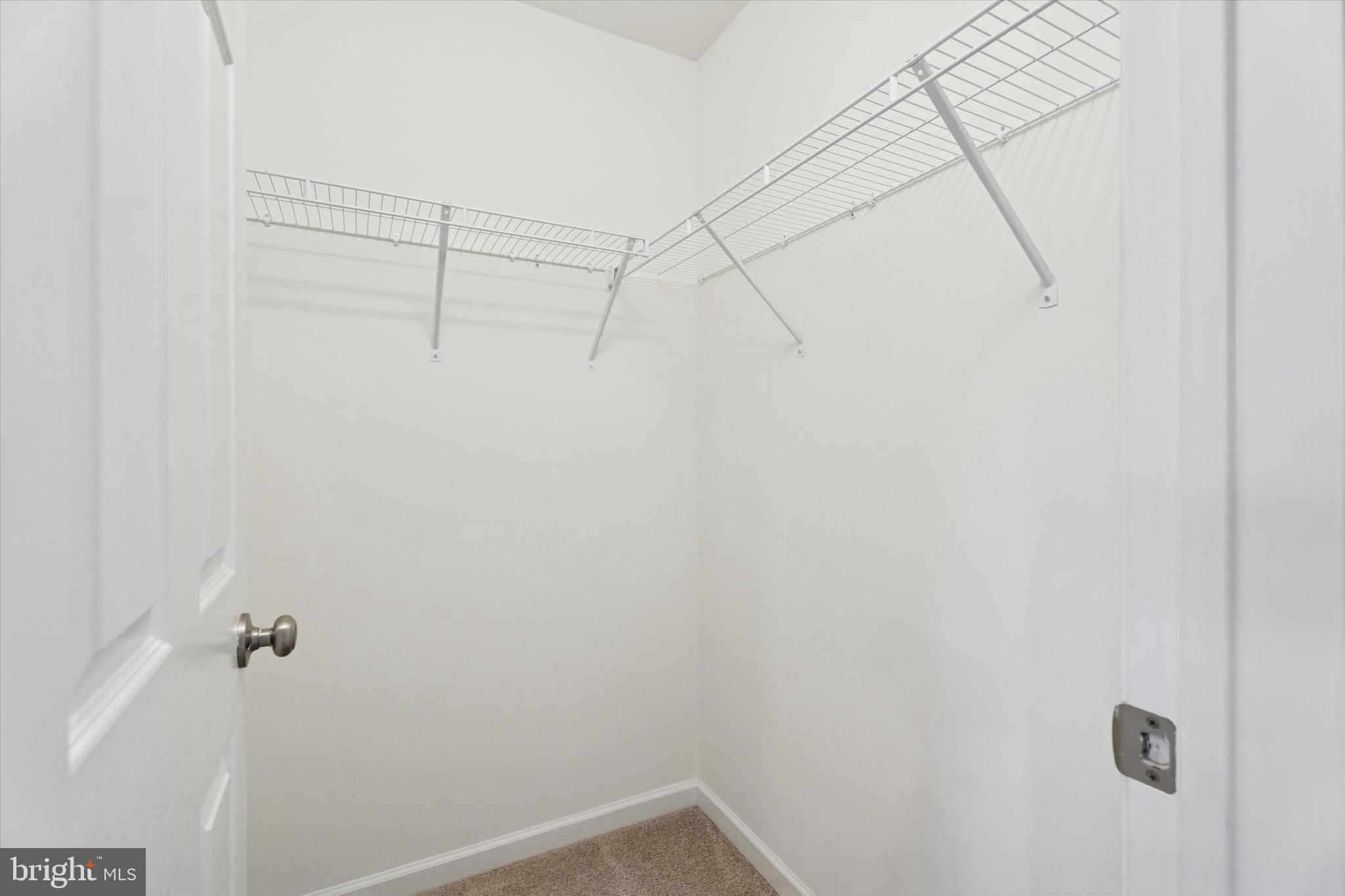 ARBOR KNOLL - Residential