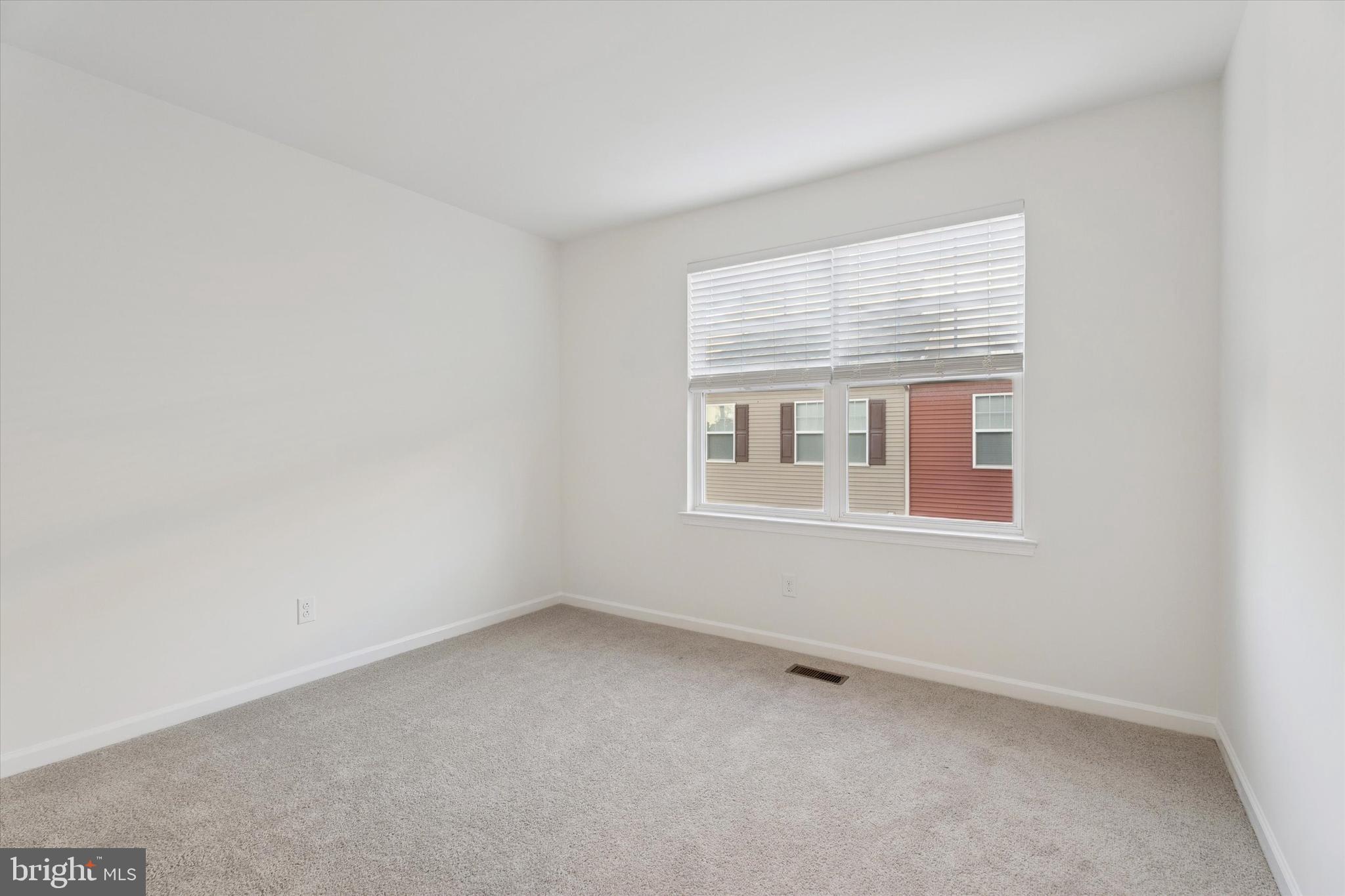 ARBOR KNOLL - Residential