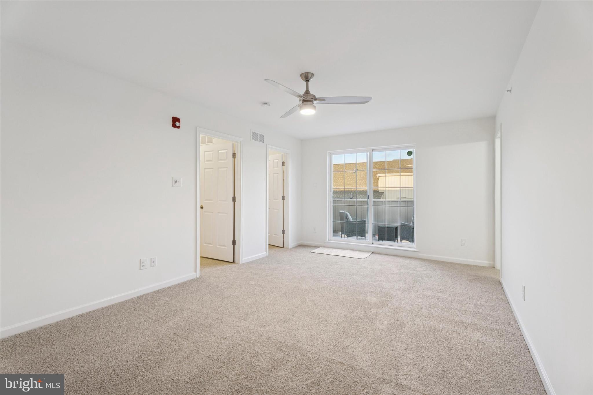 ARBOR KNOLL - Residential