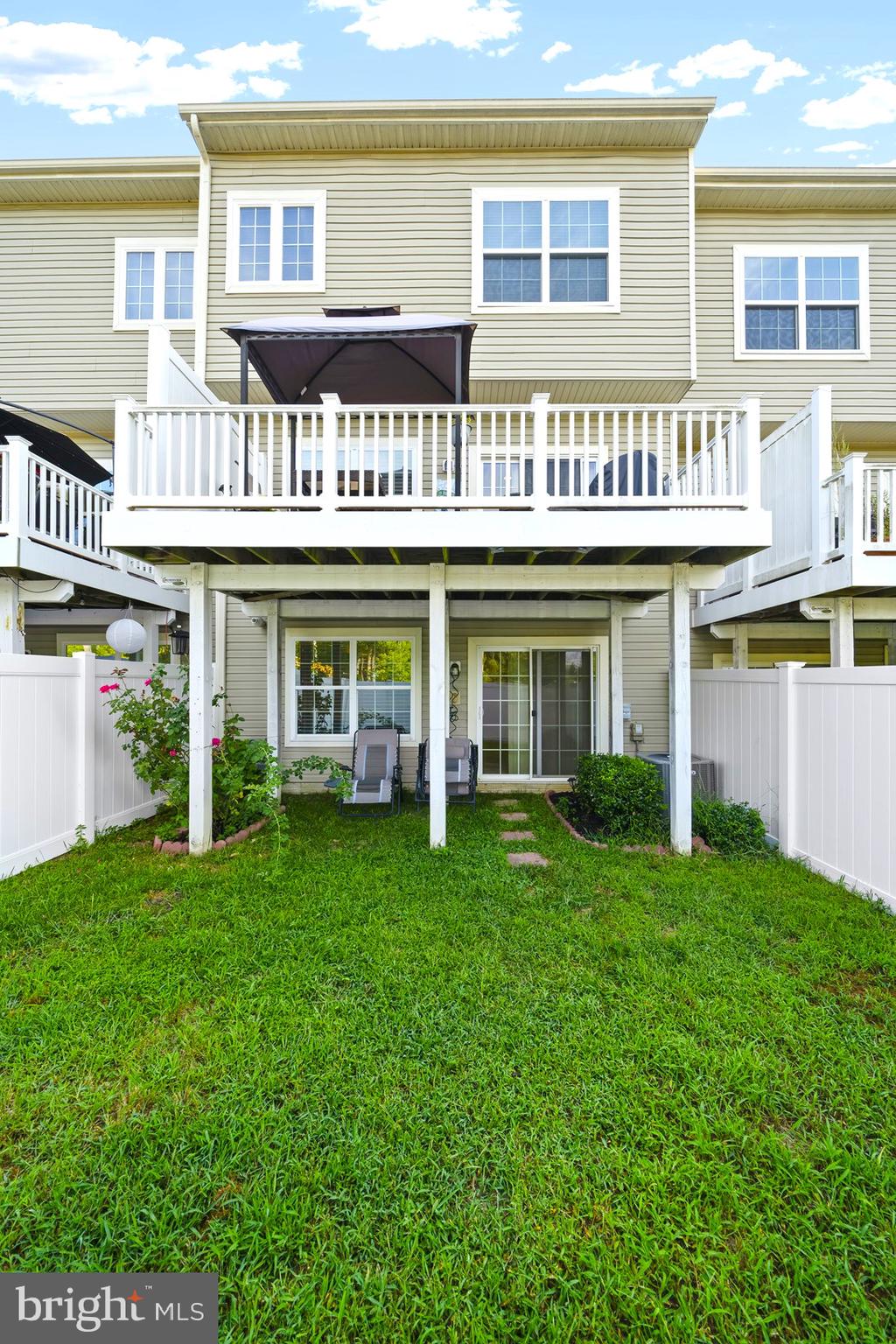 CHELSEA MANOR - Residential