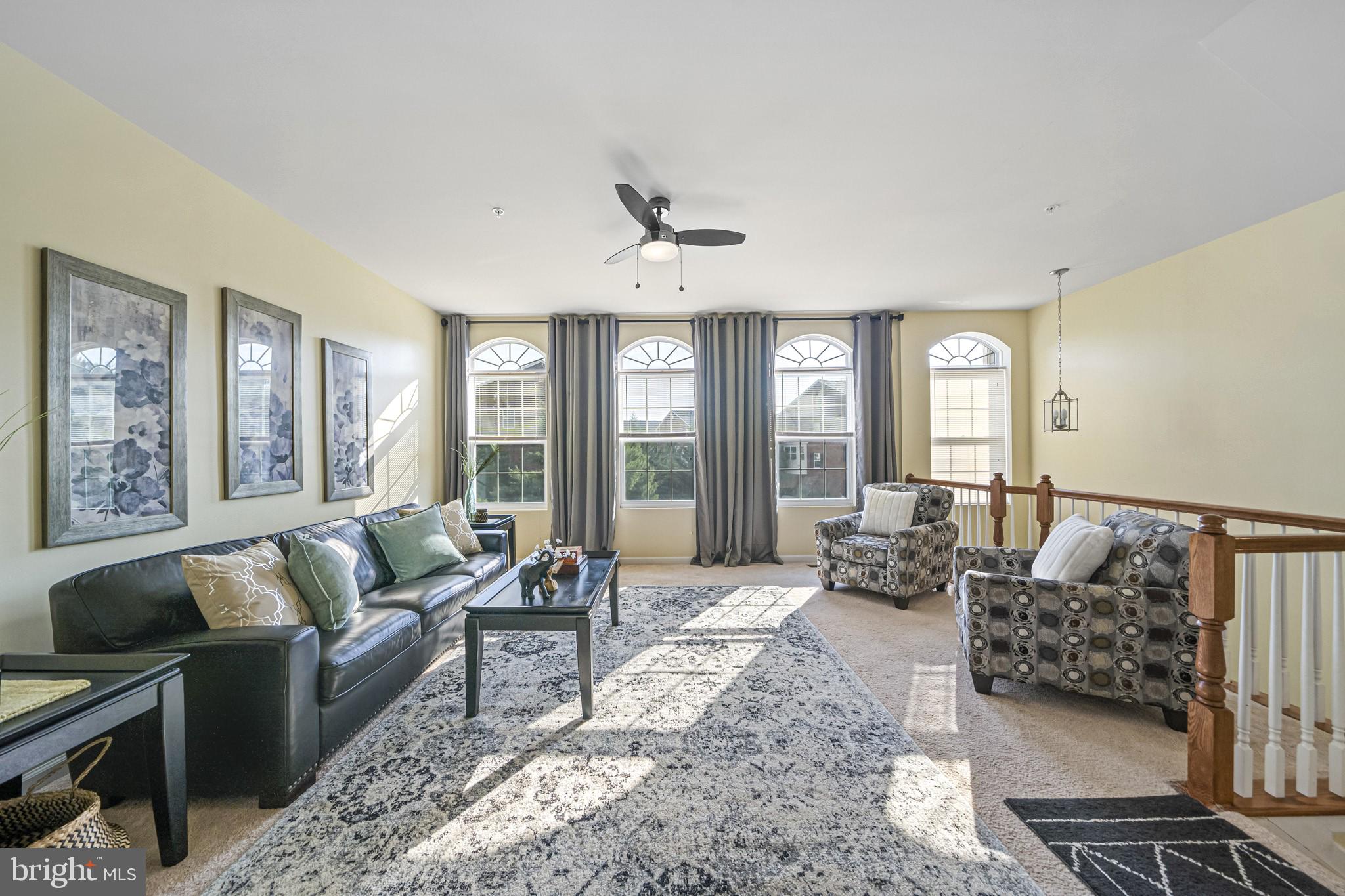 CHELSEA MANOR - Residential