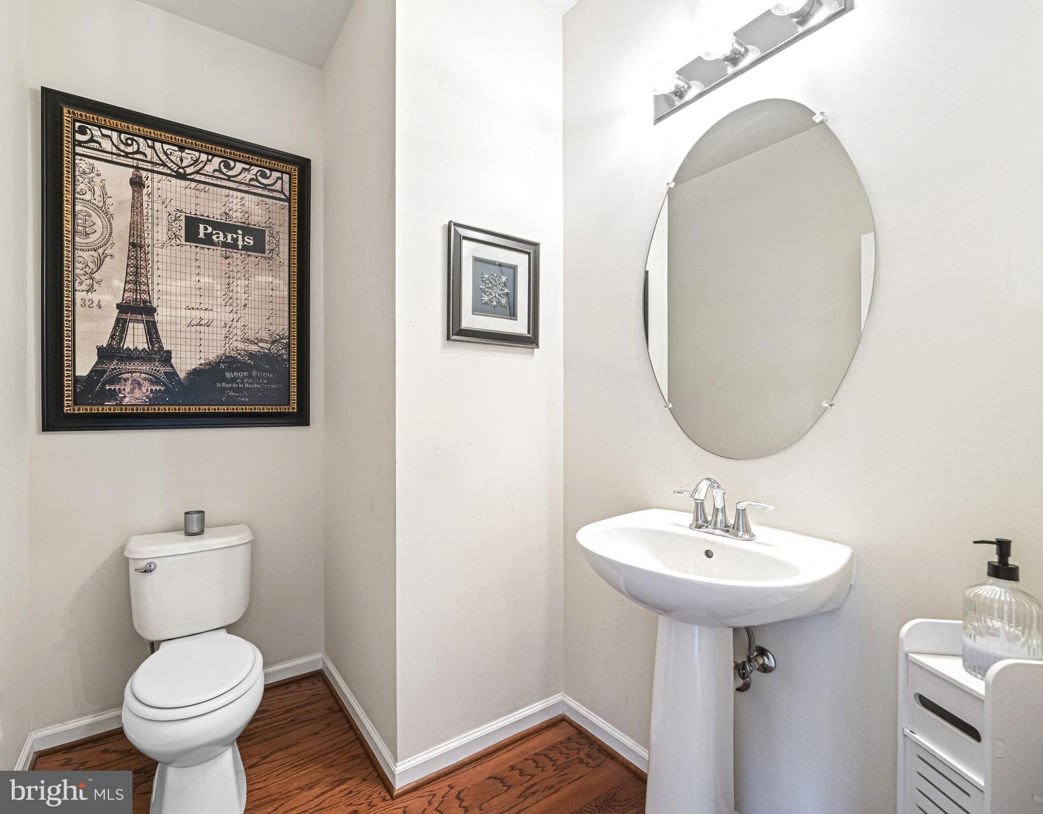 CHELSEA MANOR - Residential