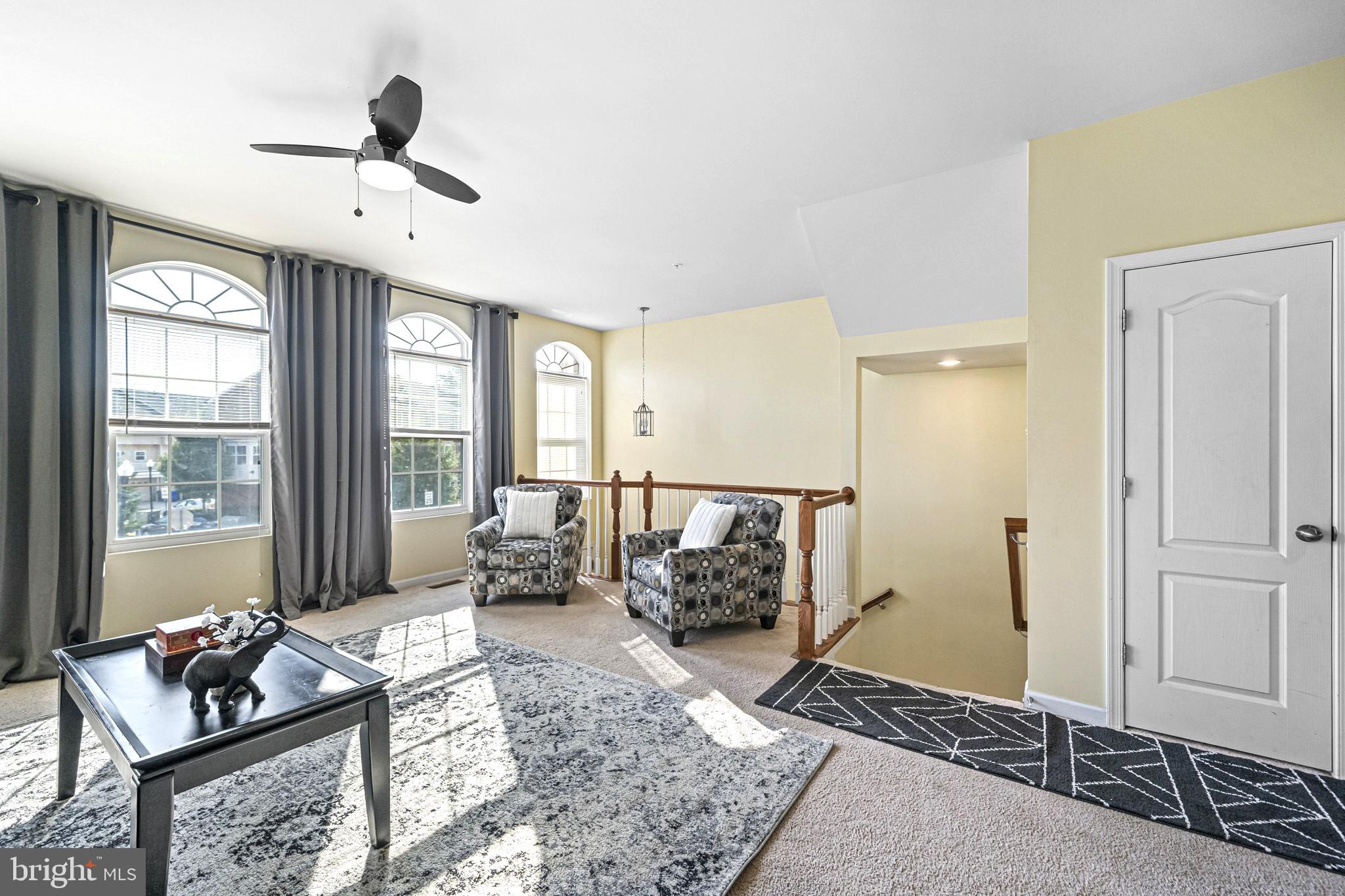 CHELSEA MANOR - Residential