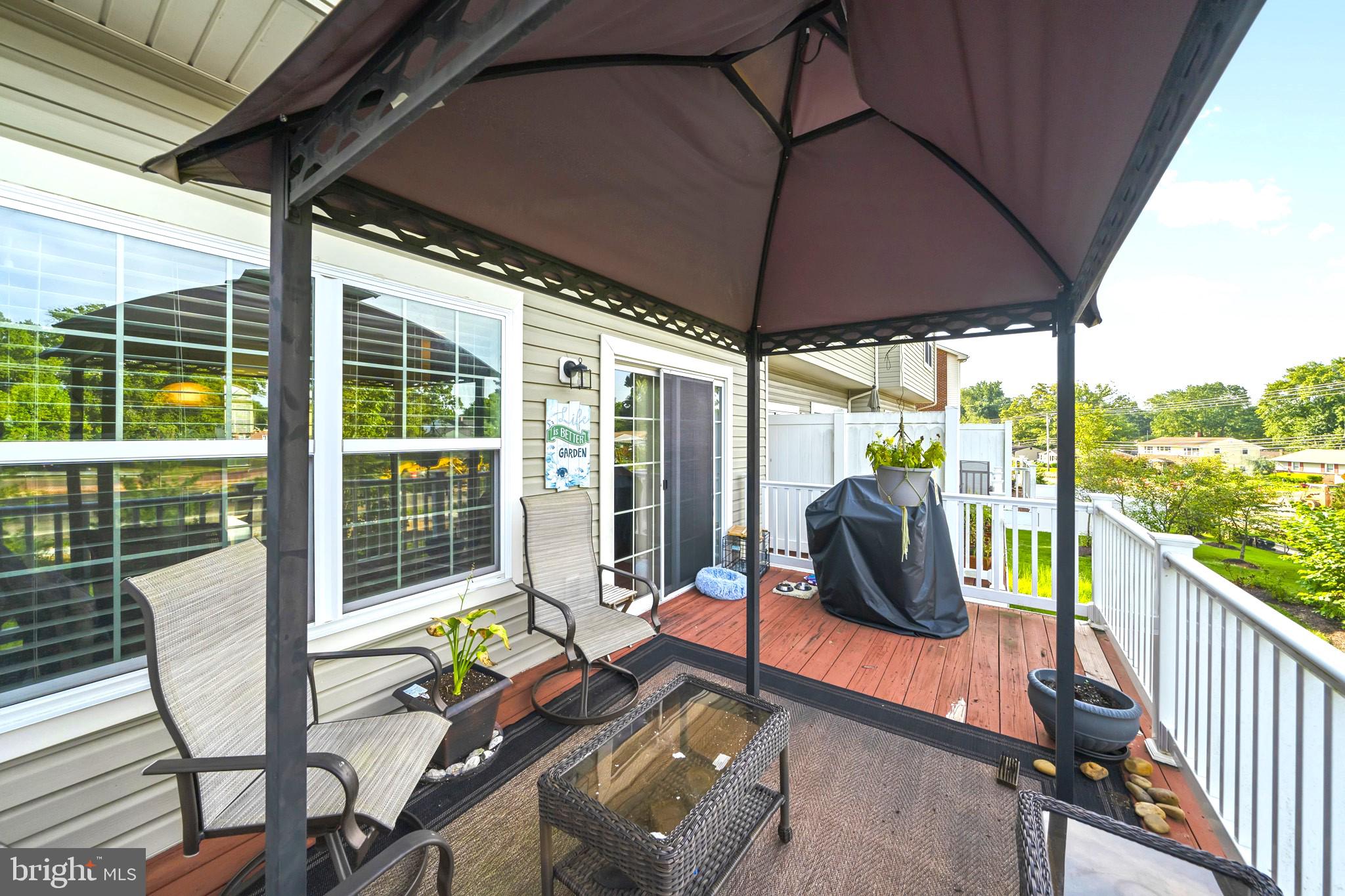 CHELSEA MANOR - Residential