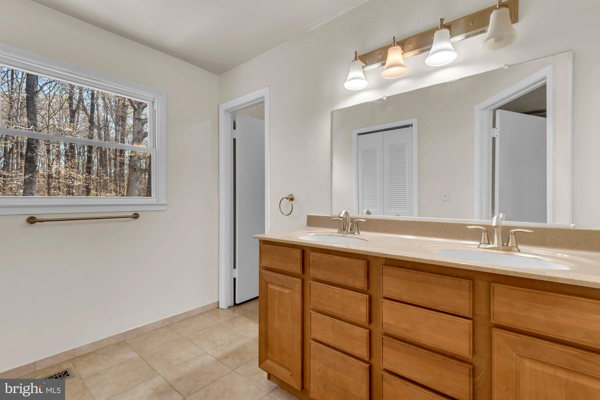 MARLBORO MEADOWS - Residential