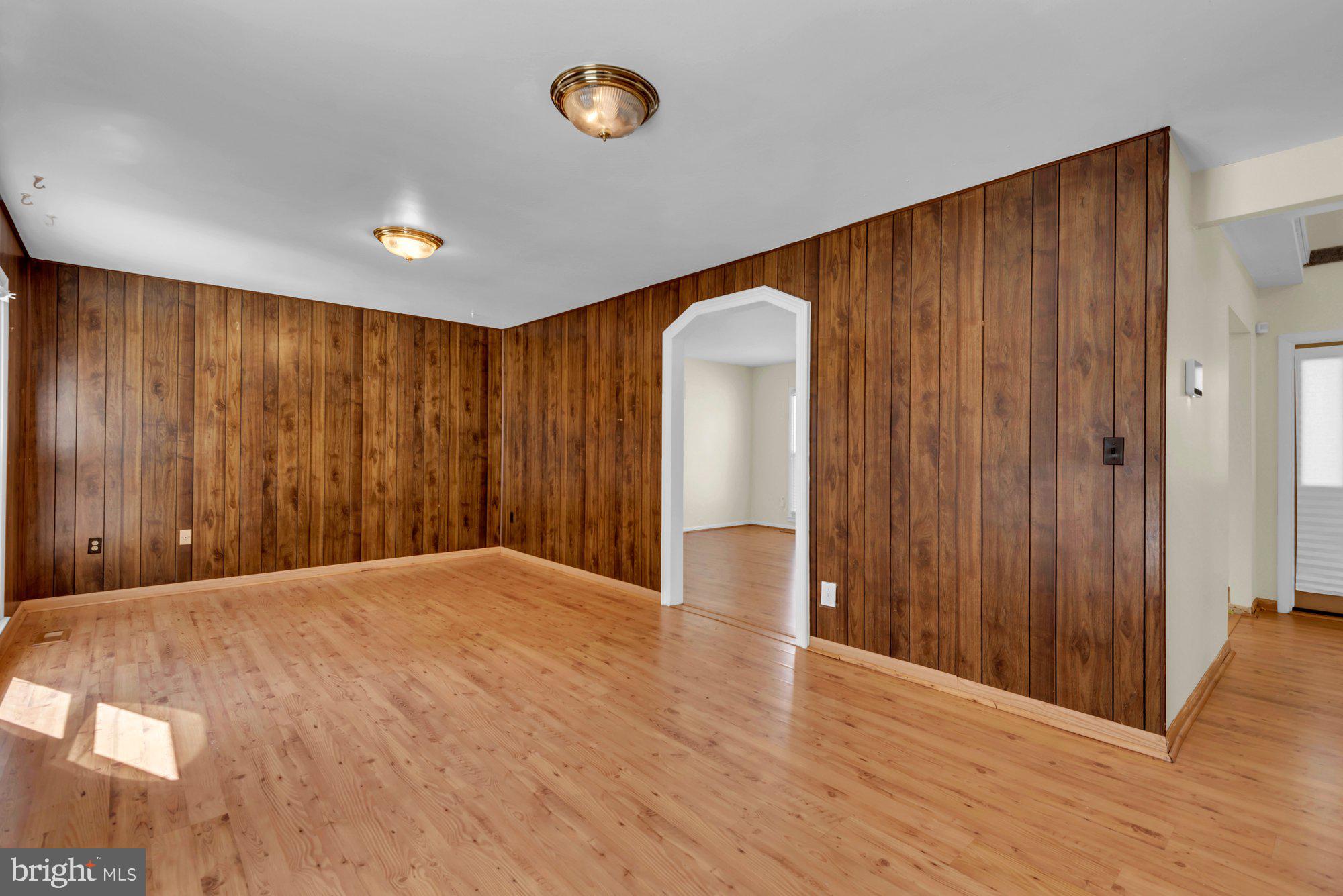 MARLBORO MEADOWS - Residential