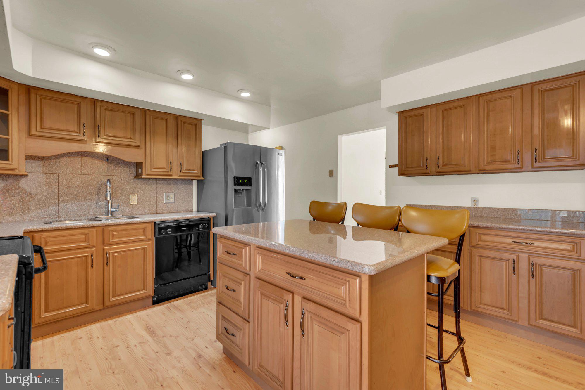 MARLBORO MEADOWS - Residential