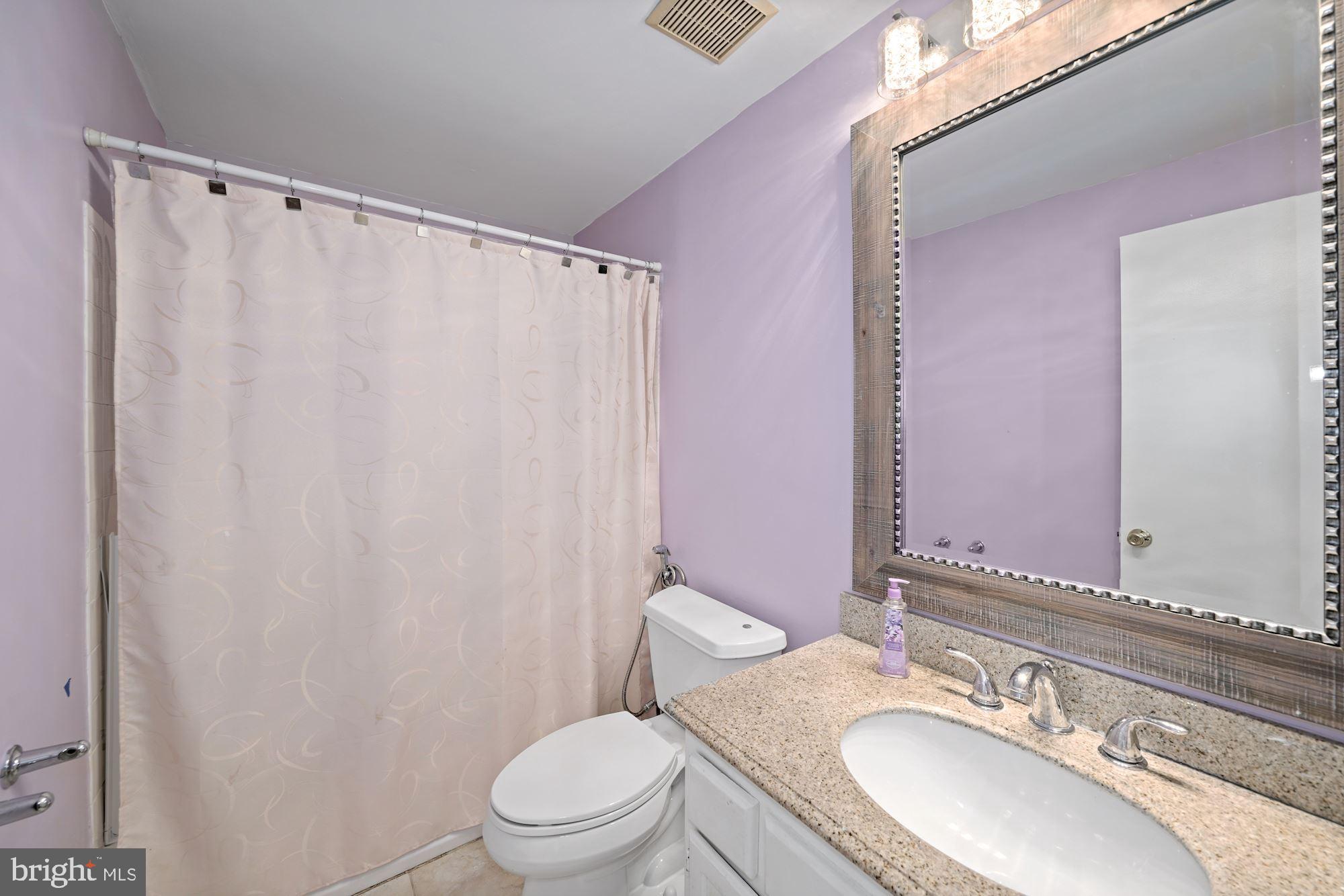 LONGMEAD - Residential Lease