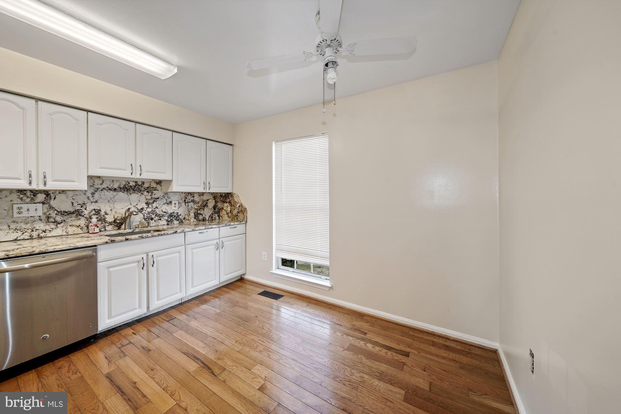 LONGMEAD - Residential Lease