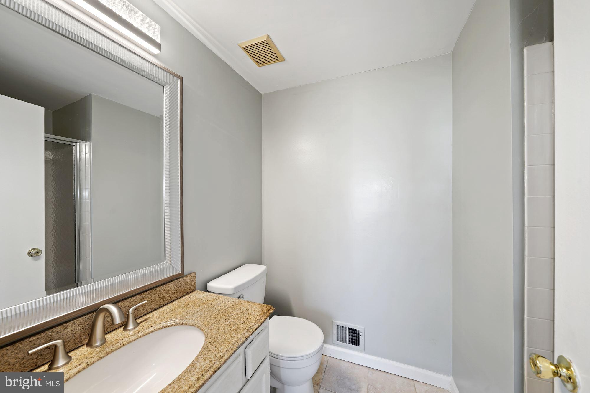 LONGMEAD - Residential Lease