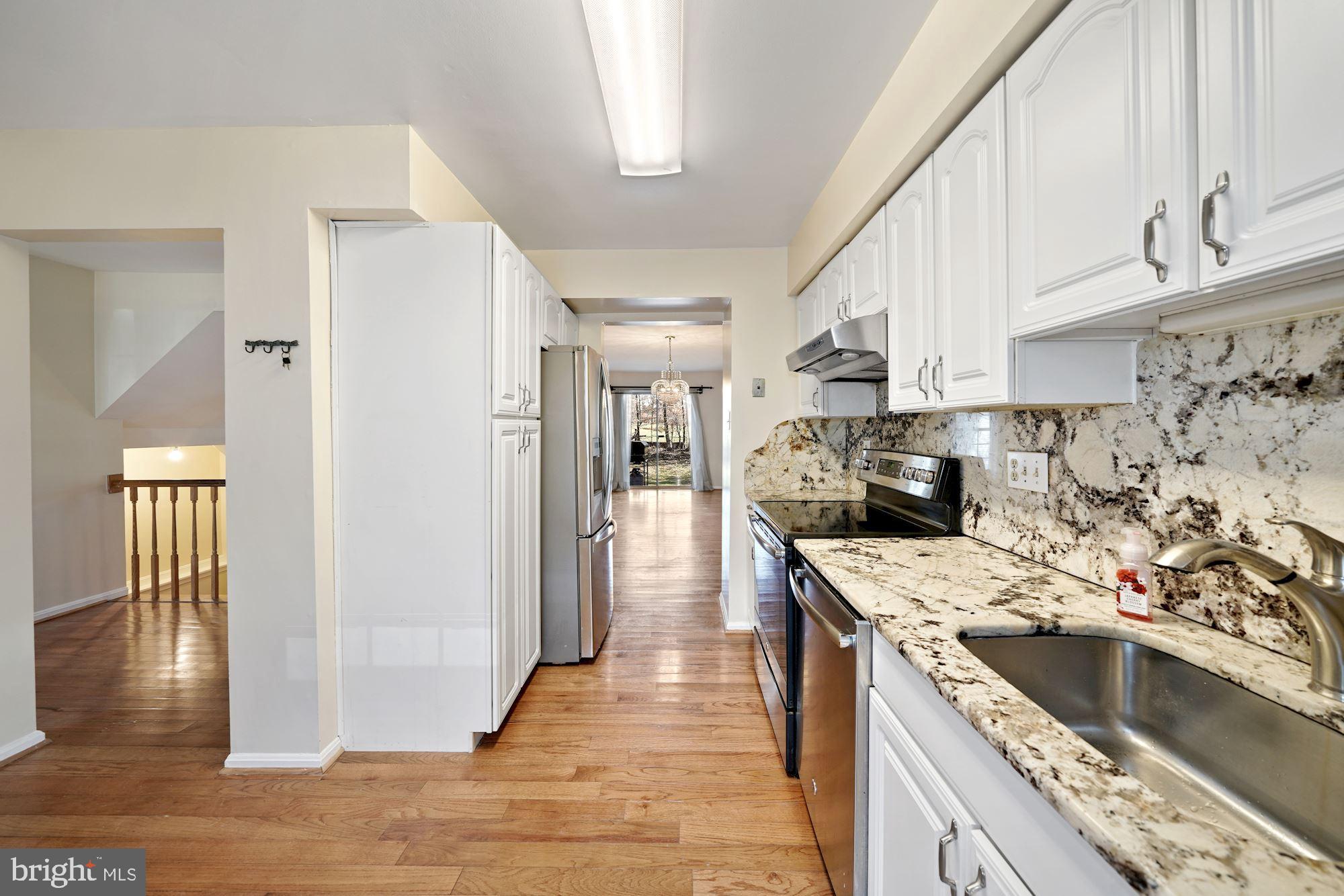 LONGMEAD - Residential Lease