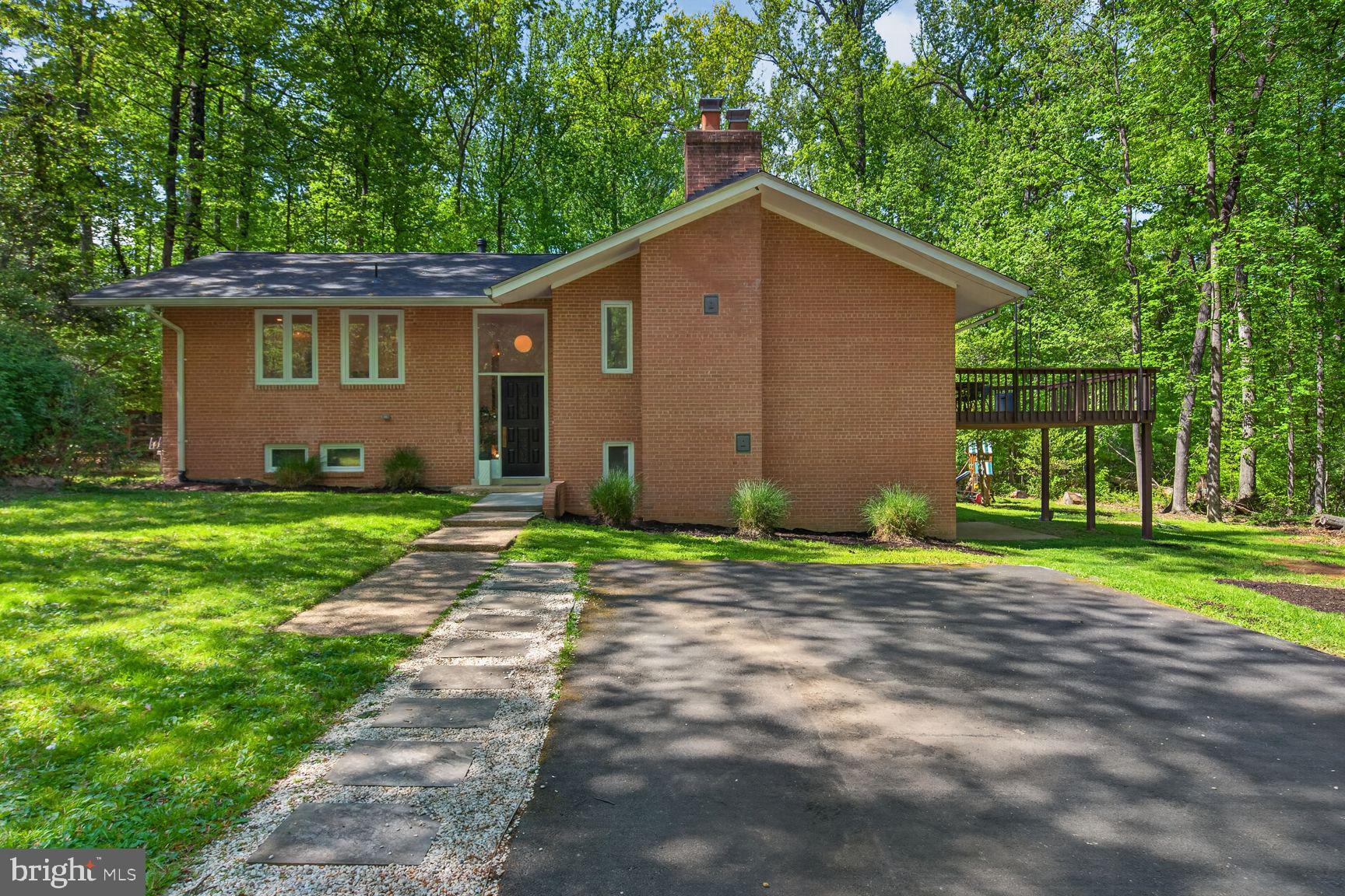 RESTON - Residential