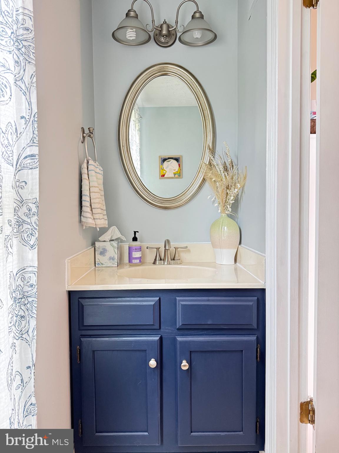 RESTON - Residential Lease