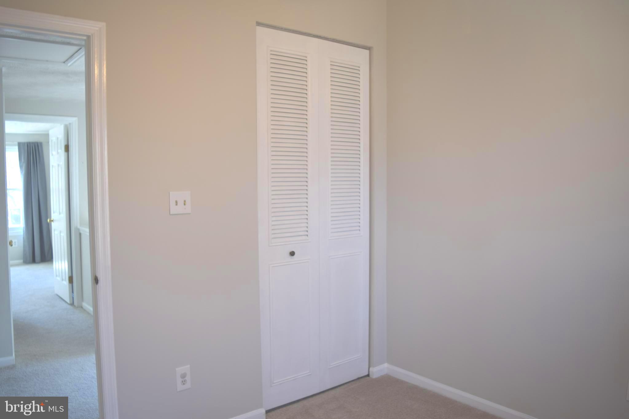 RESTON - Residential Lease