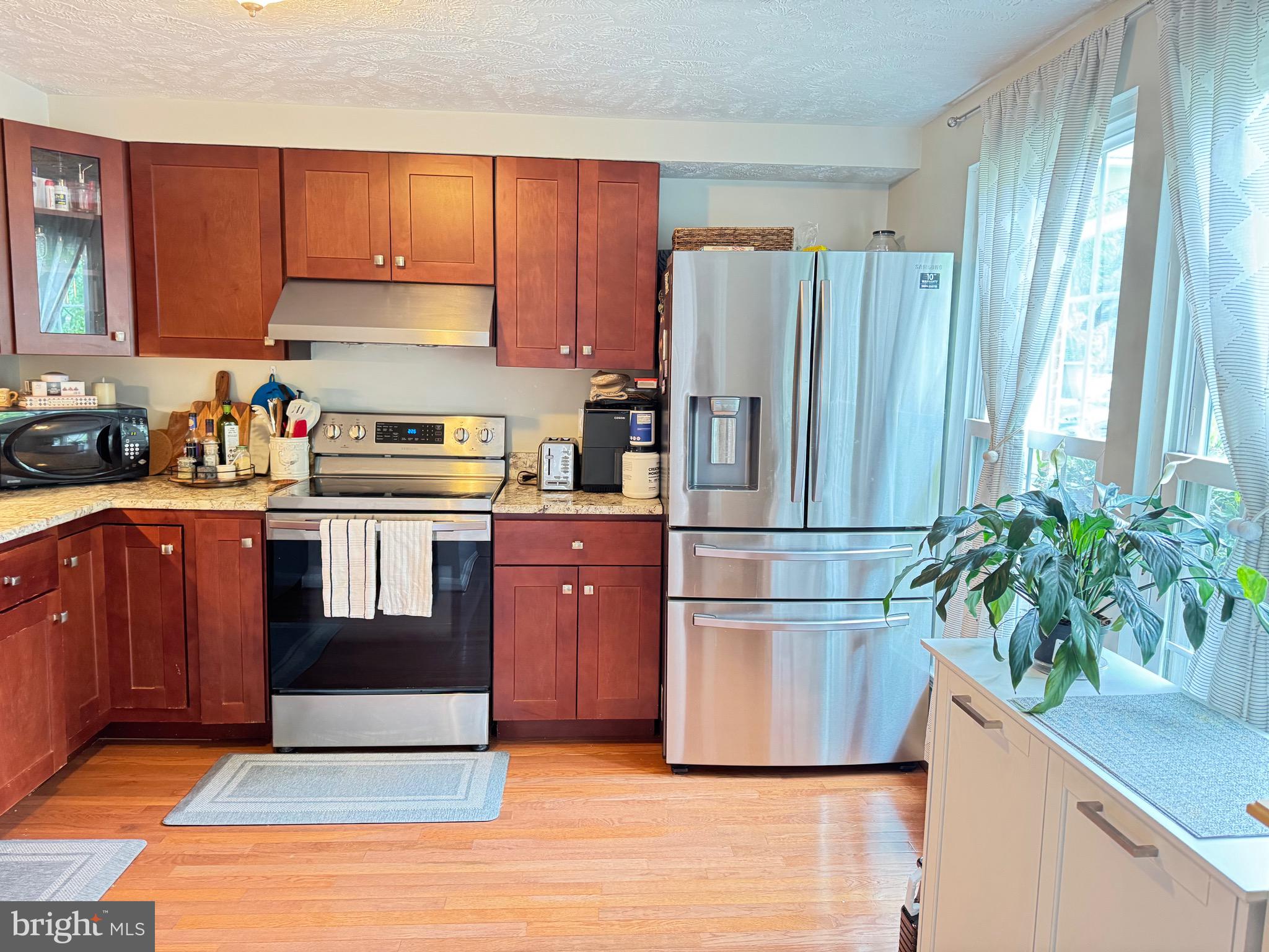 RESTON - Residential Lease