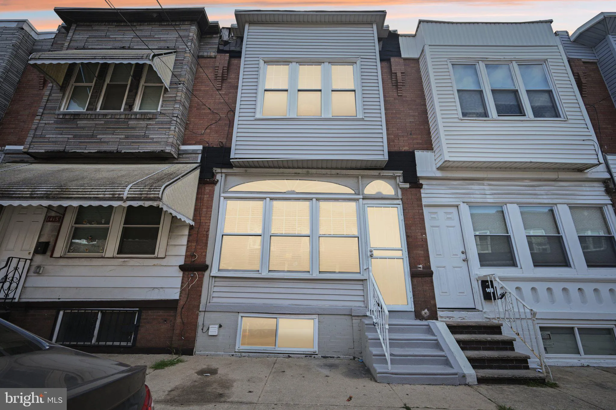 Philadelphia, Pennsylvania 19146, United States, 3 Bedrooms Bedrooms, ,2 BathroomsBathrooms,Residential,Pending,193109