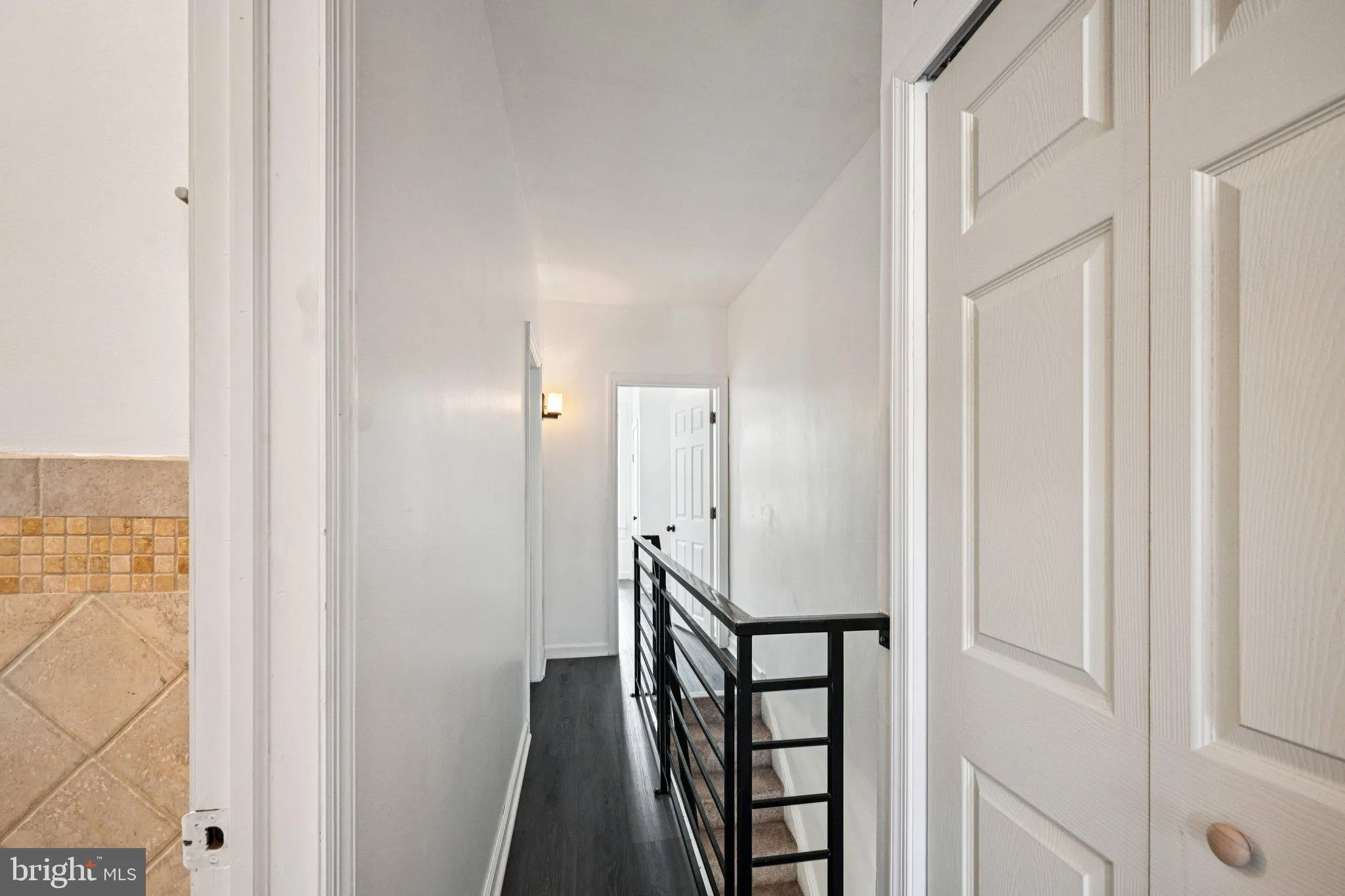 Philadelphia, Pennsylvania 19146, United States, 3 Bedrooms Bedrooms, ,2 BathroomsBathrooms,Residential,Pending,193109
