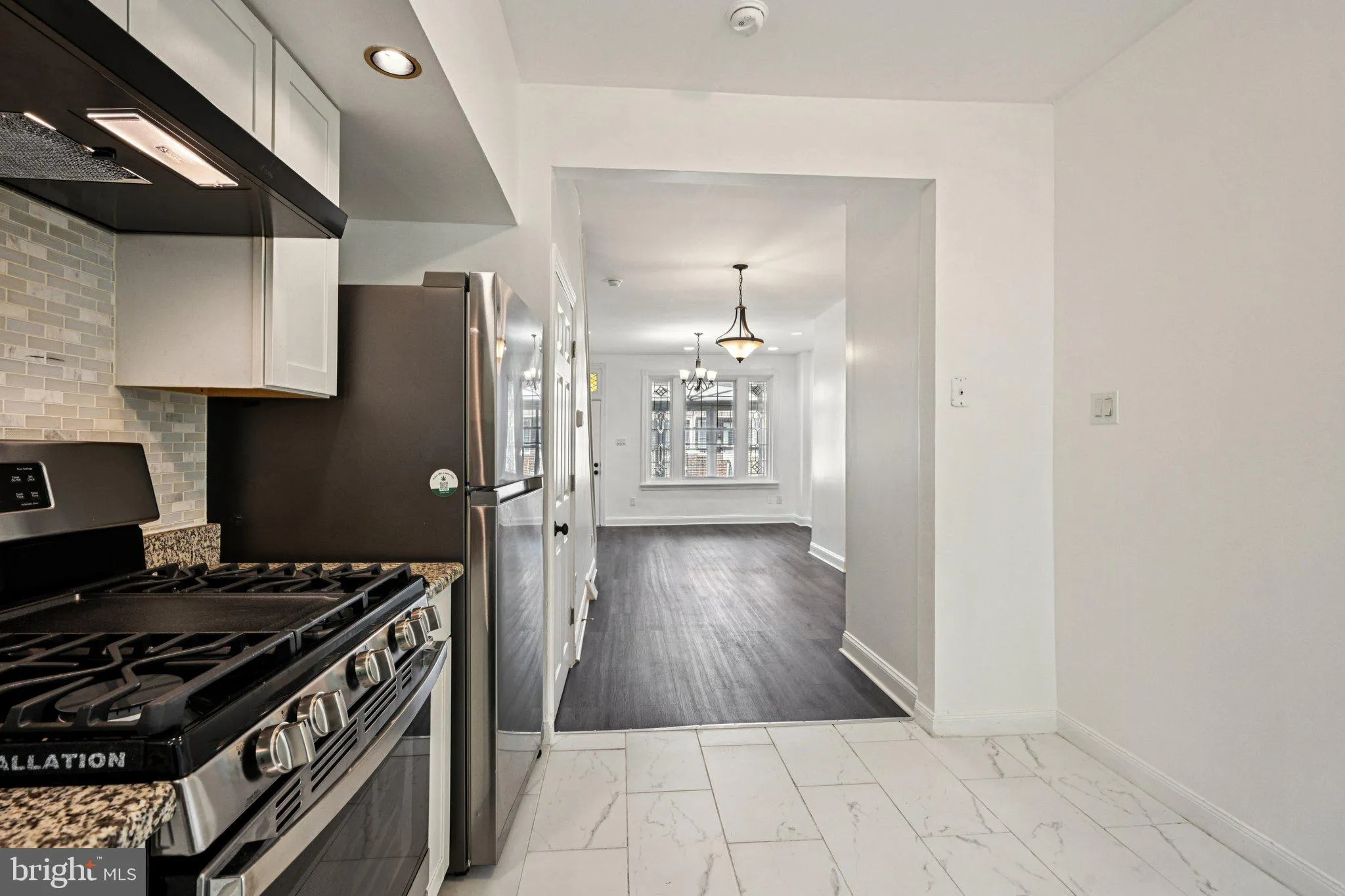 Philadelphia, Pennsylvania 19146, United States, 3 Bedrooms Bedrooms, ,2 BathroomsBathrooms,Residential,Pending,193109