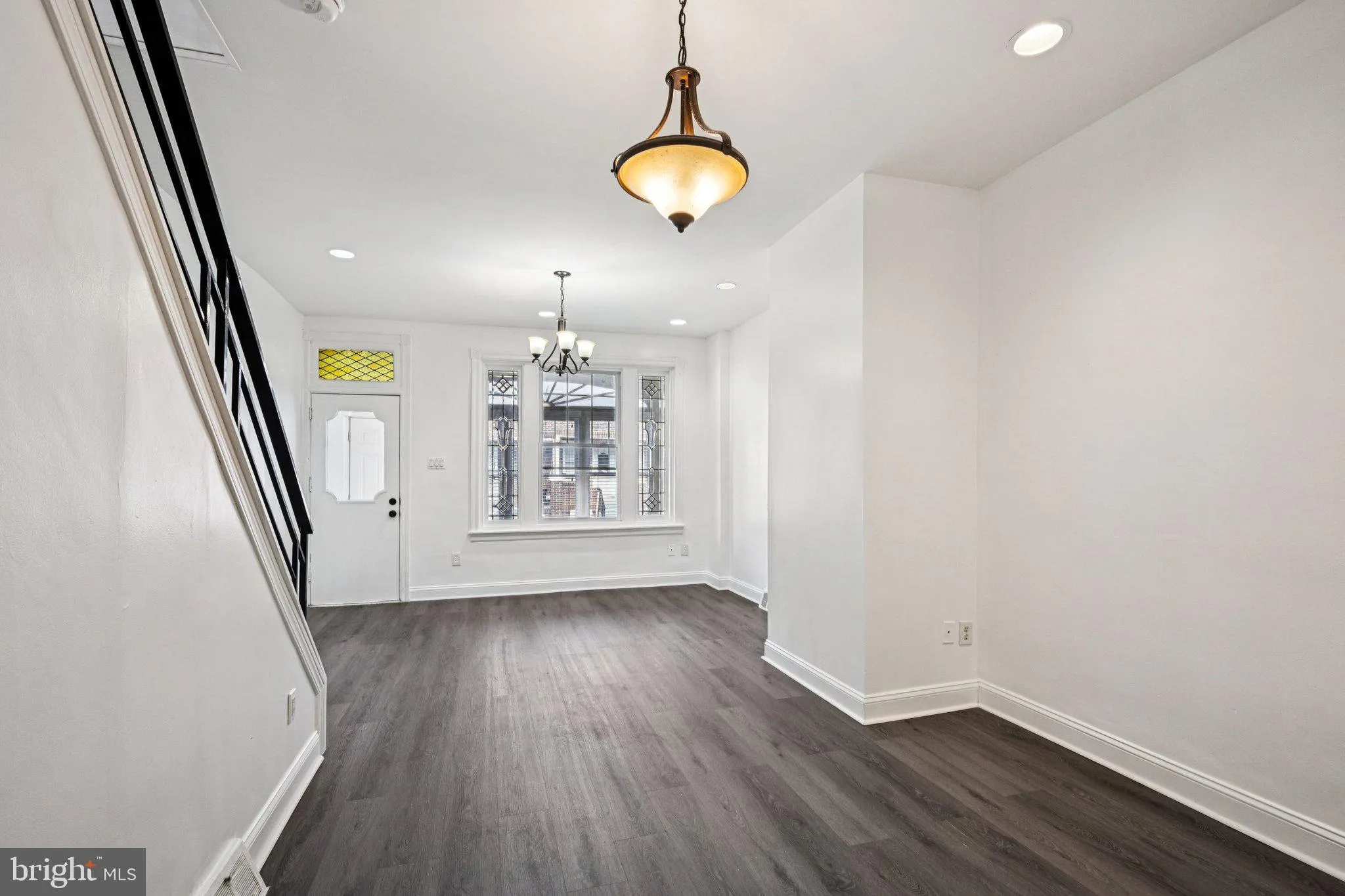 Philadelphia, Pennsylvania 19146, United States, 3 Bedrooms Bedrooms, ,2 BathroomsBathrooms,Residential,Pending,193109