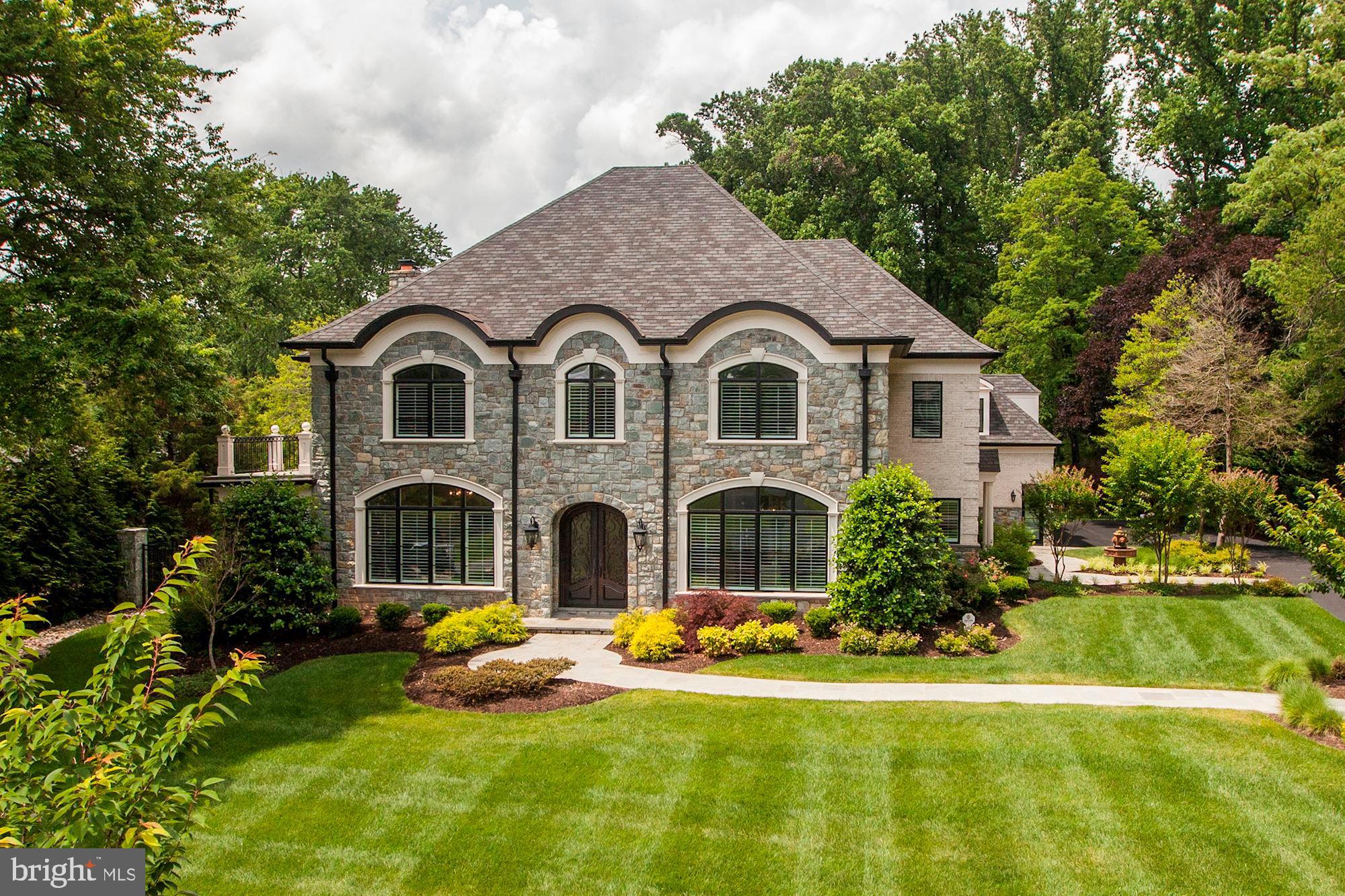 WOODHAVEN - Residential