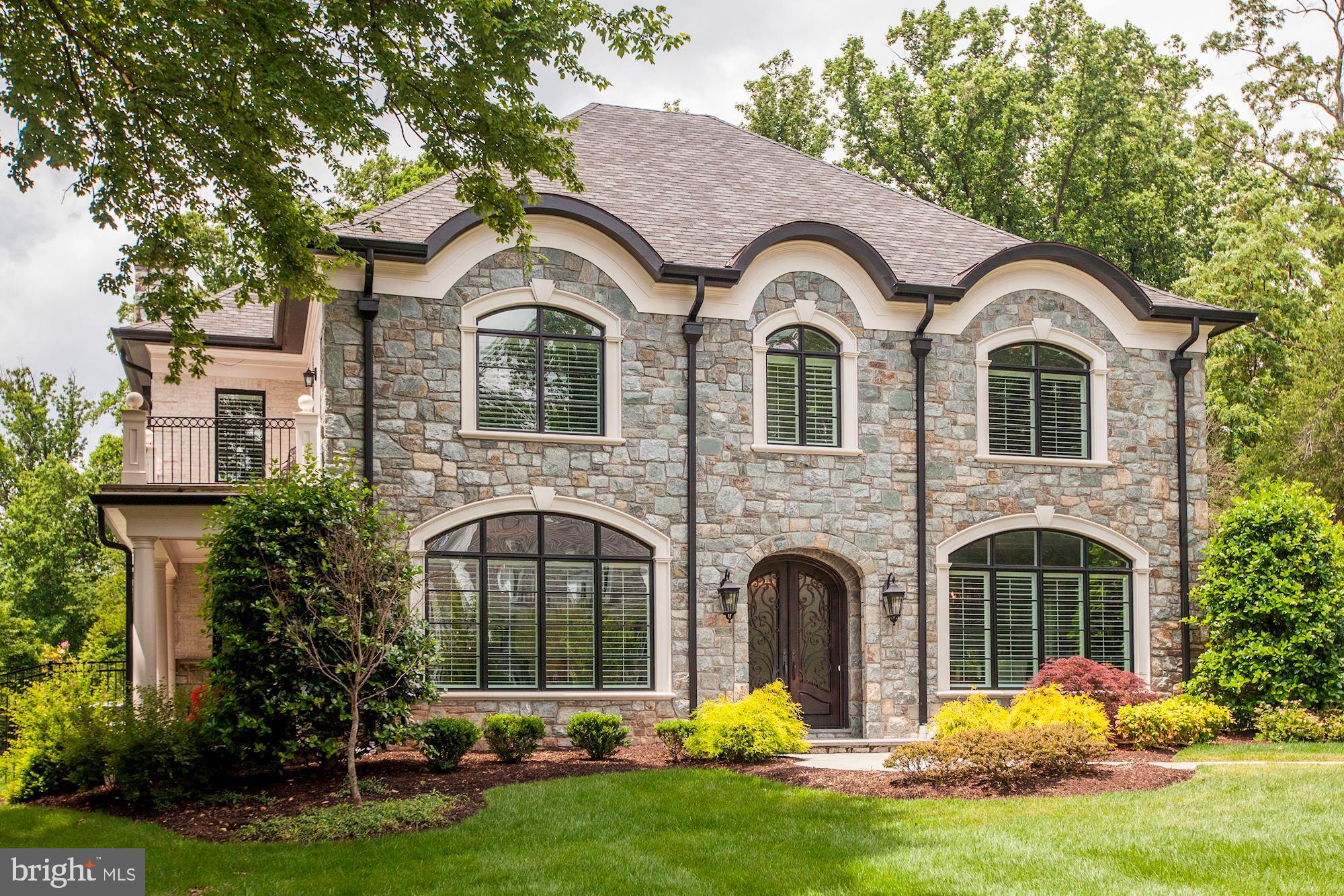 WOODHAVEN - Residential