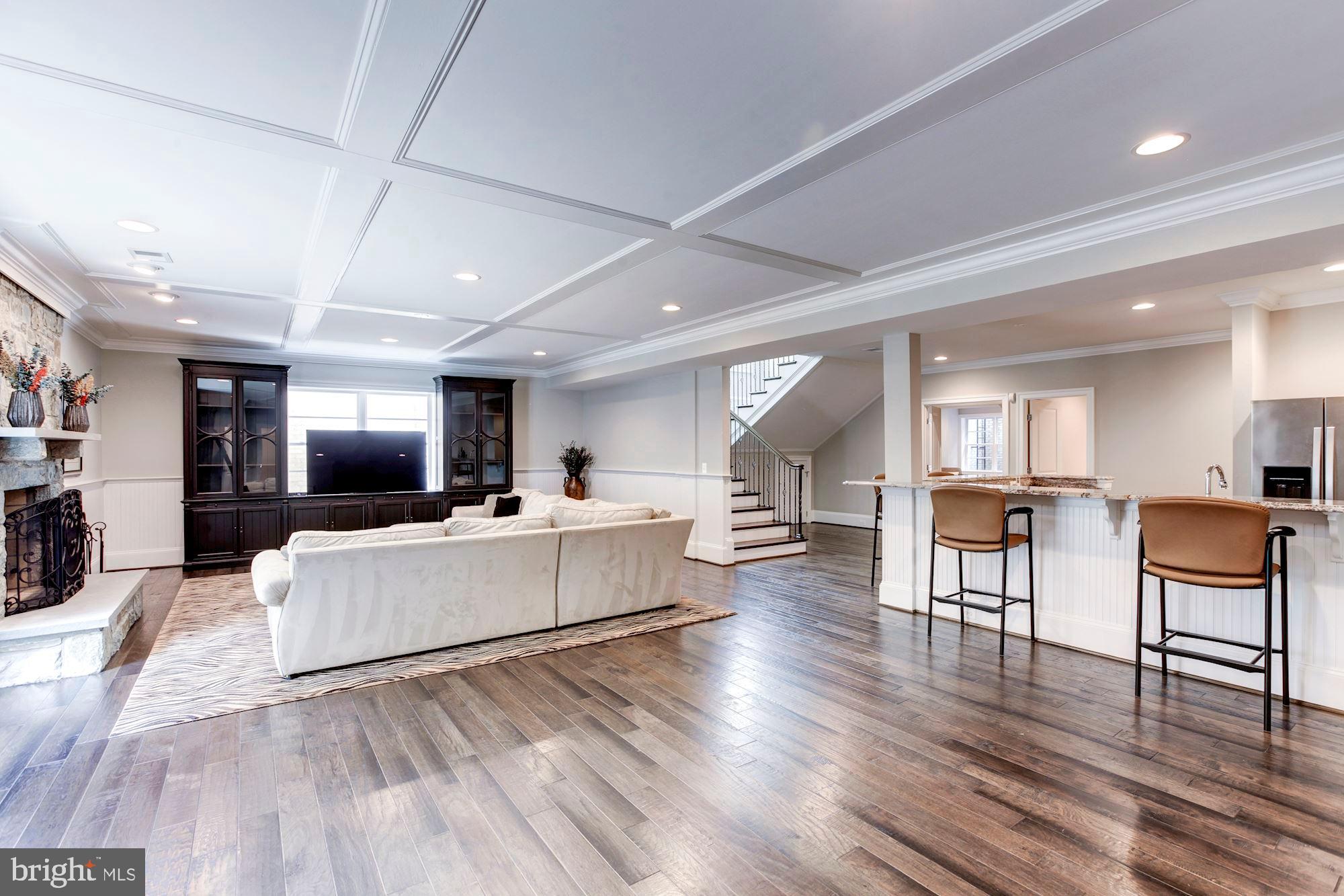 WOODHAVEN - Residential