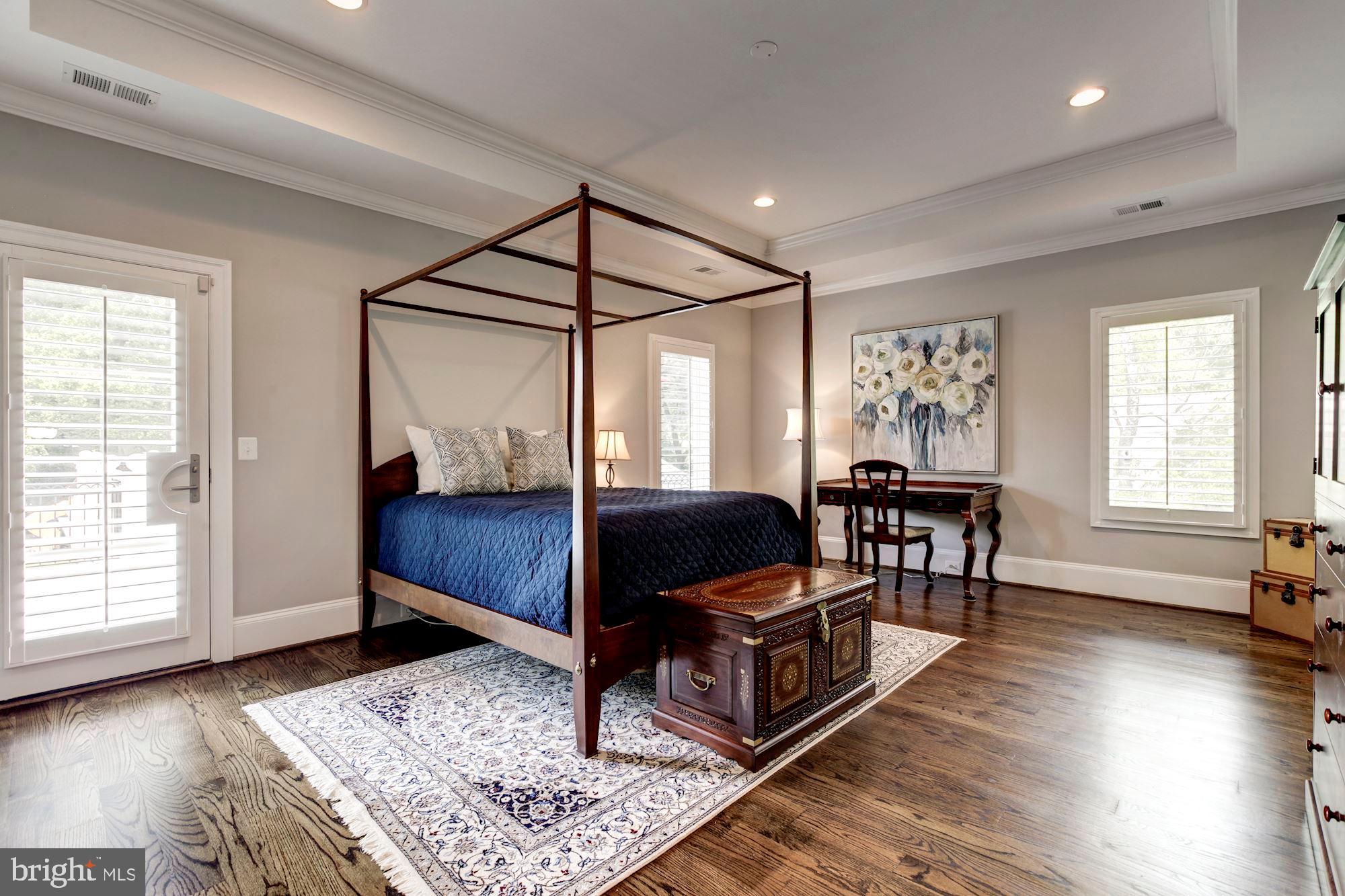 WOODHAVEN - Residential