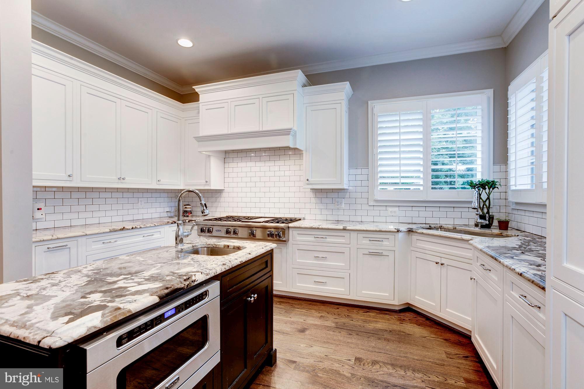 WOODHAVEN - Residential