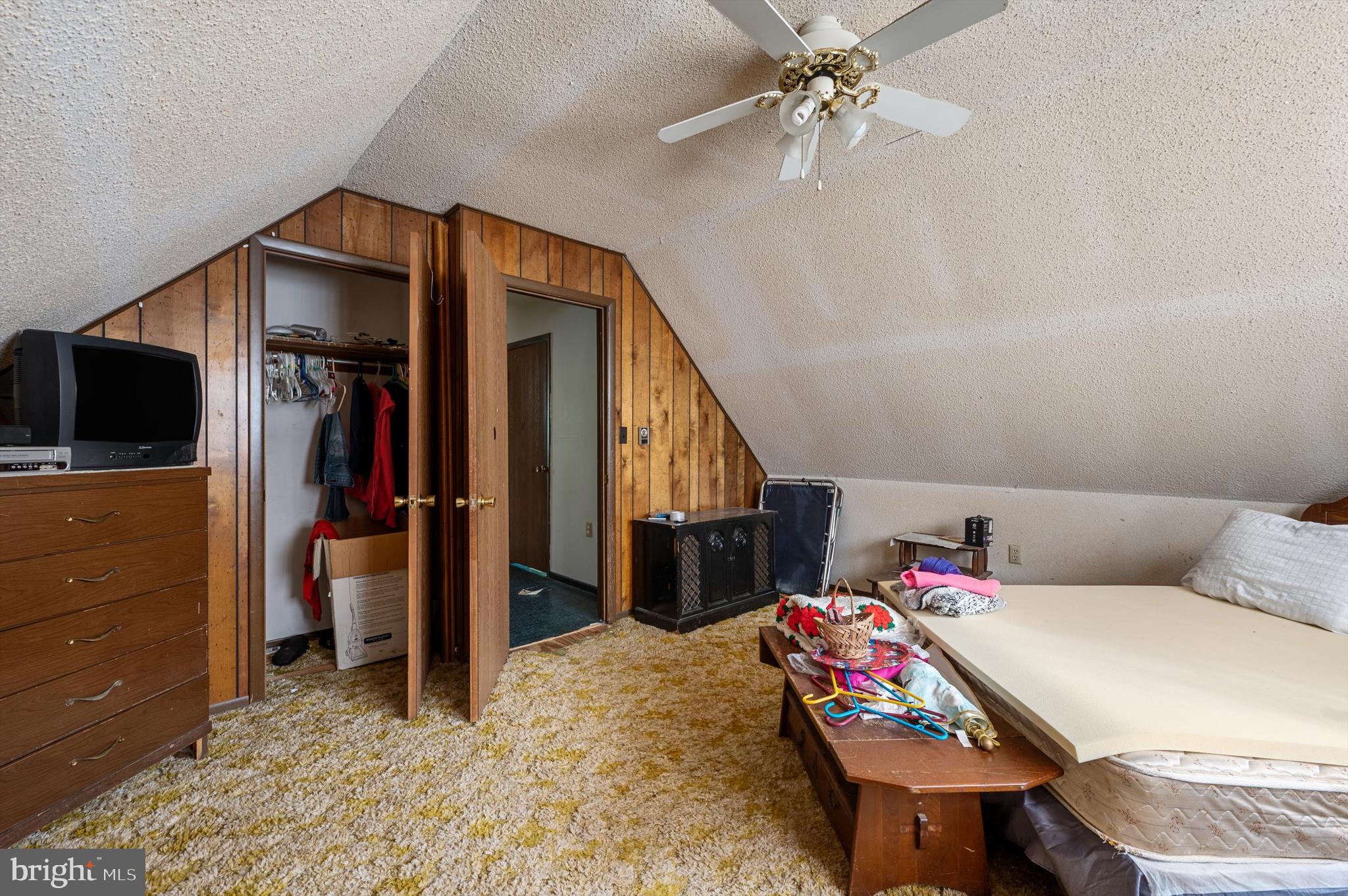 SOUTH MORGAN HILLS - Residential