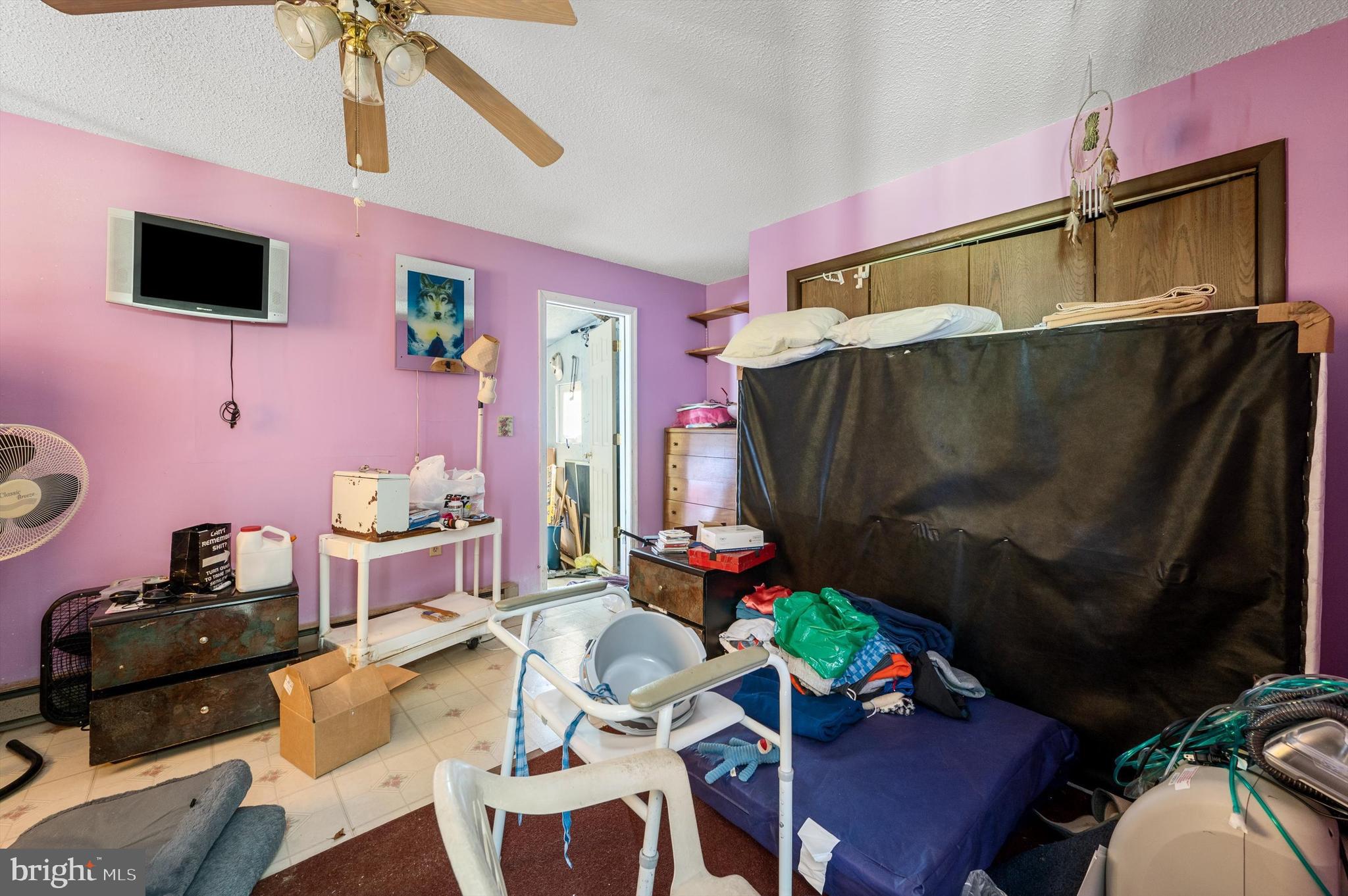 SOUTH MORGAN HILLS - Residential