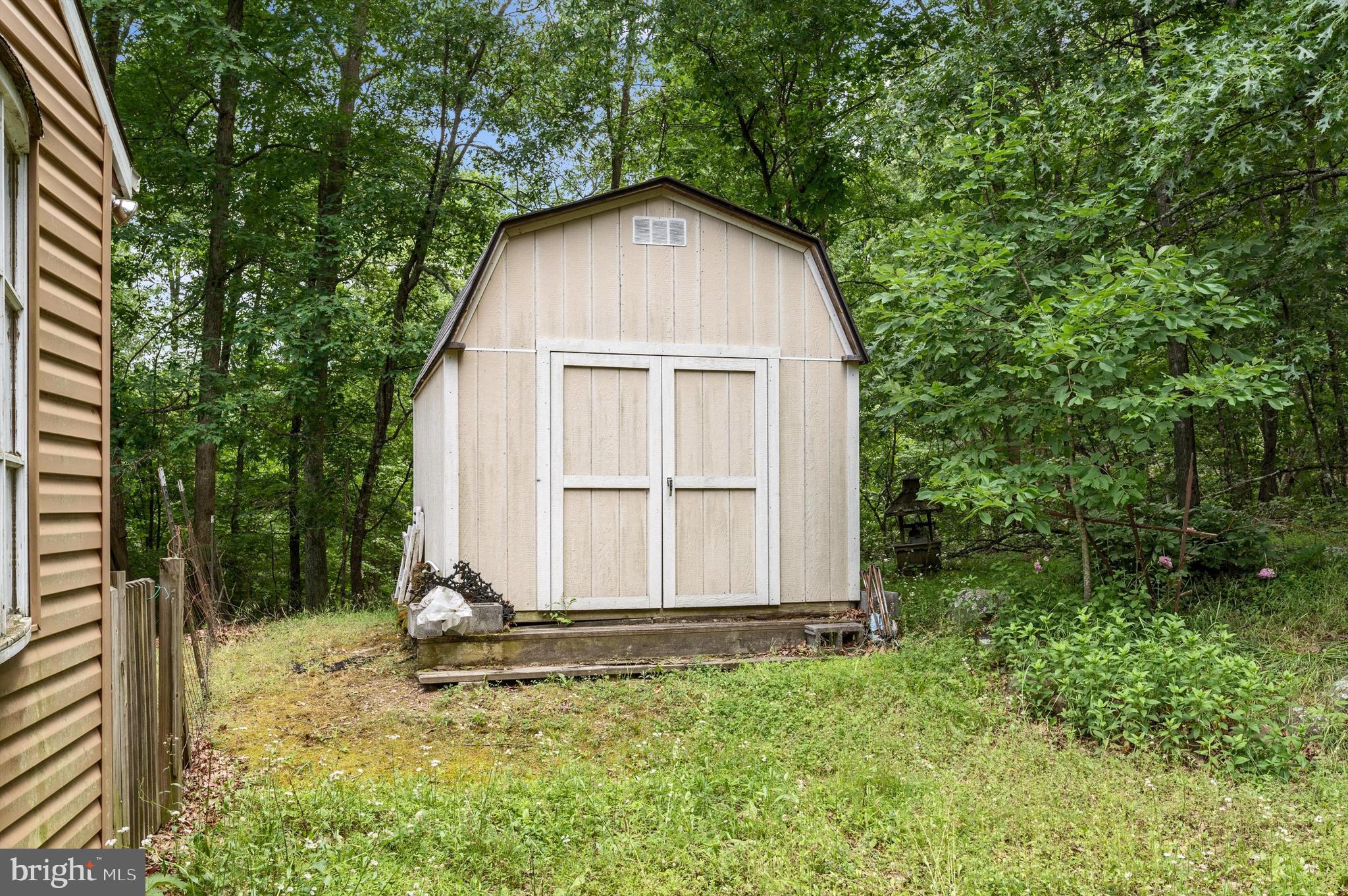 SOUTH MORGAN HILLS - Residential