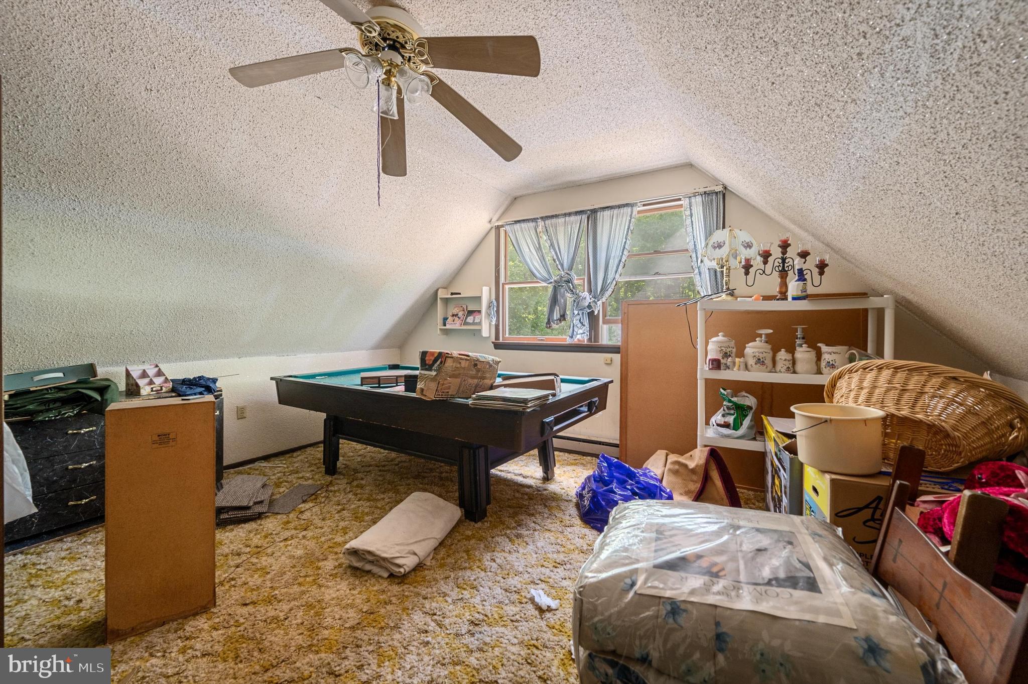 SOUTH MORGAN HILLS - Residential