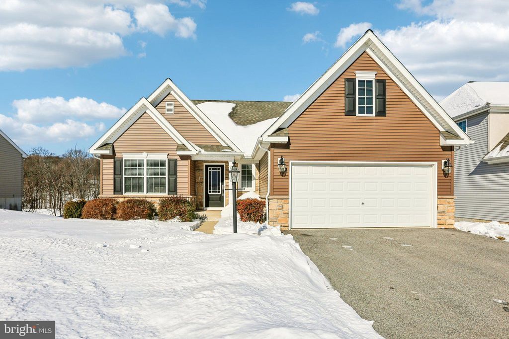 Photo of 355 Azalea Drive, WINDSOR, PA 17366 (MLS # PAYK2096510)