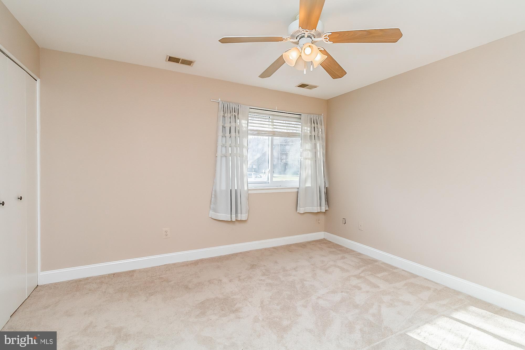 PARTRIDGE KNOLL - Residential Lease