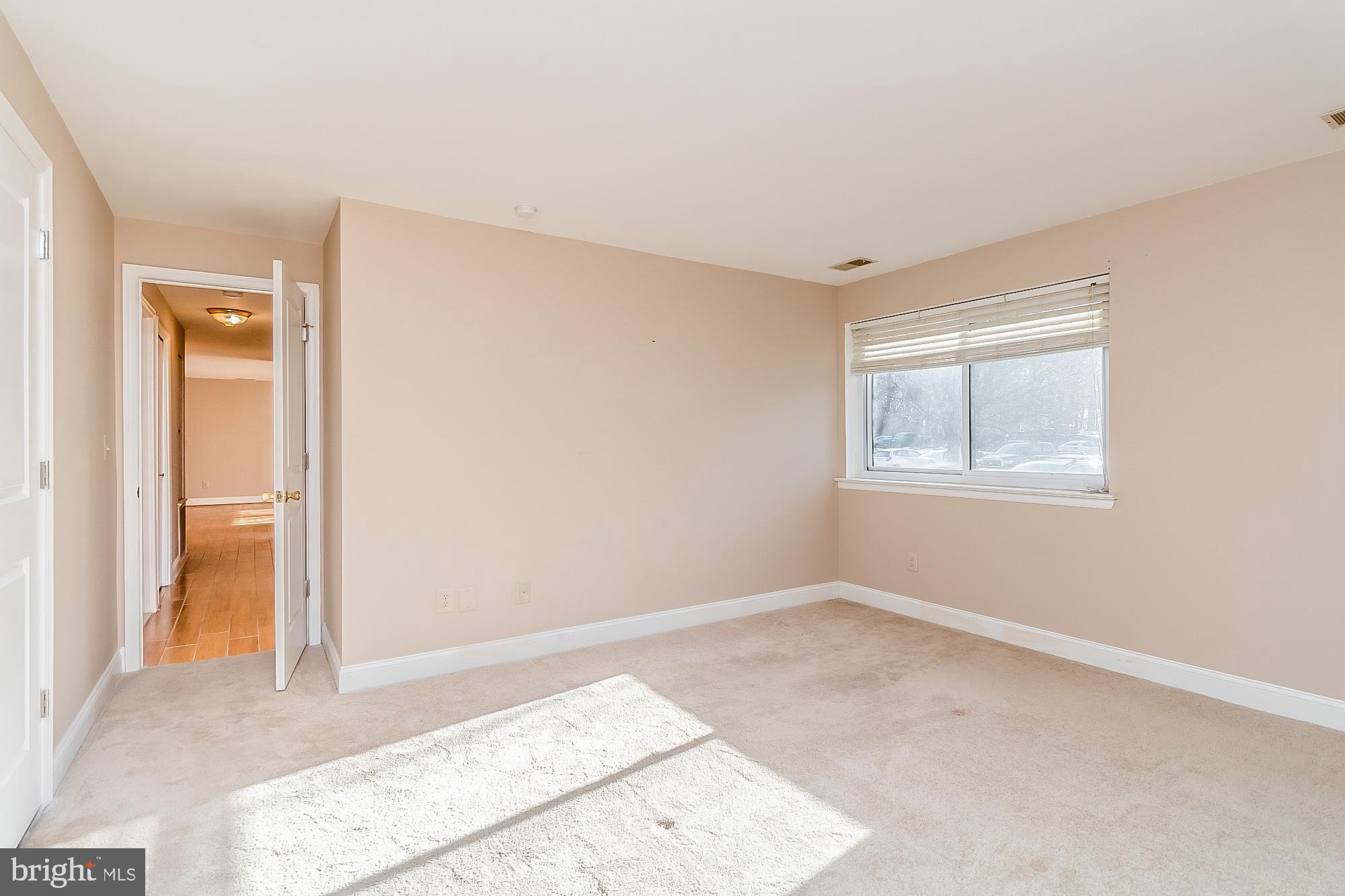 PARTRIDGE KNOLL - Residential Lease
