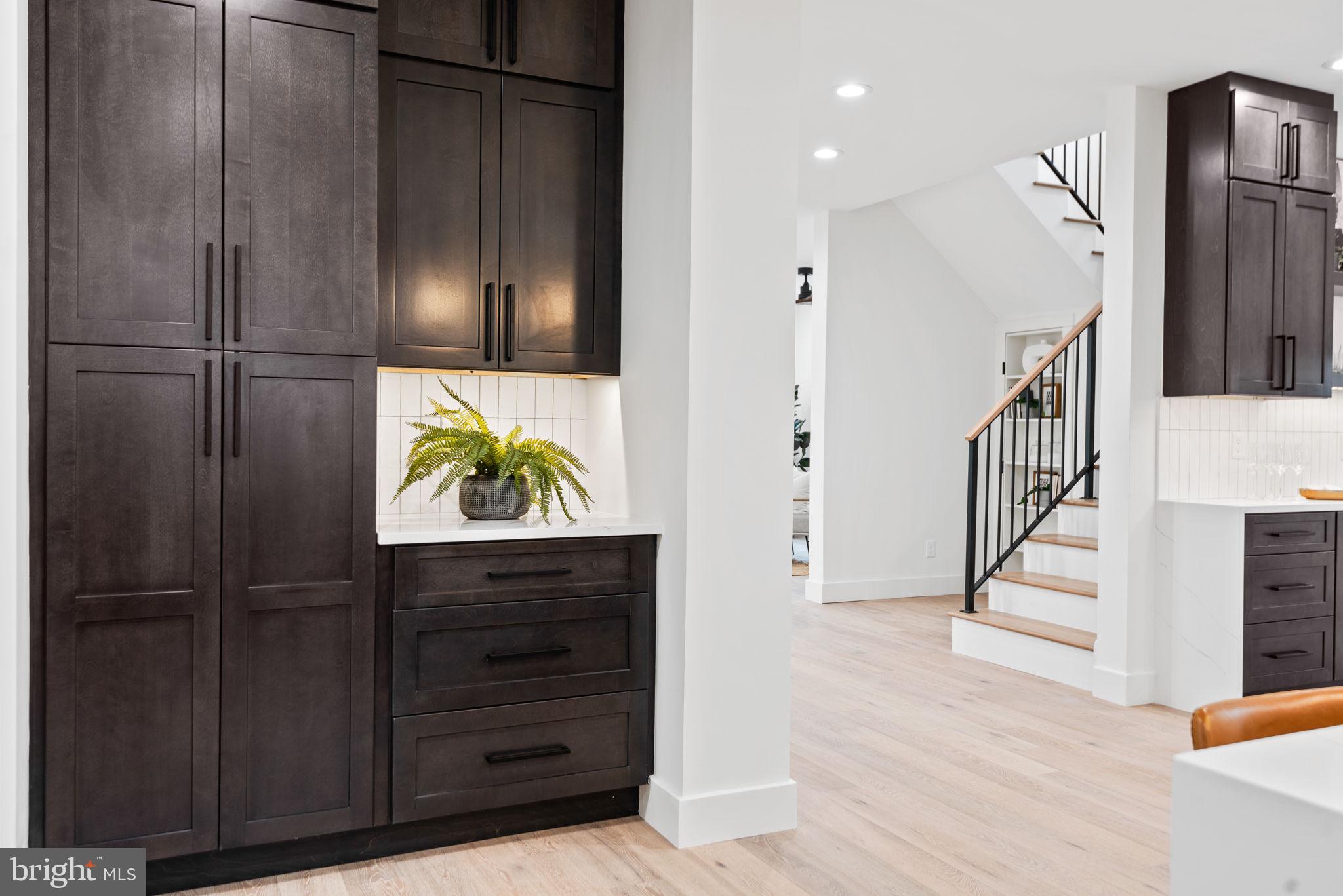 WELLINGTON ESTATES - Residential