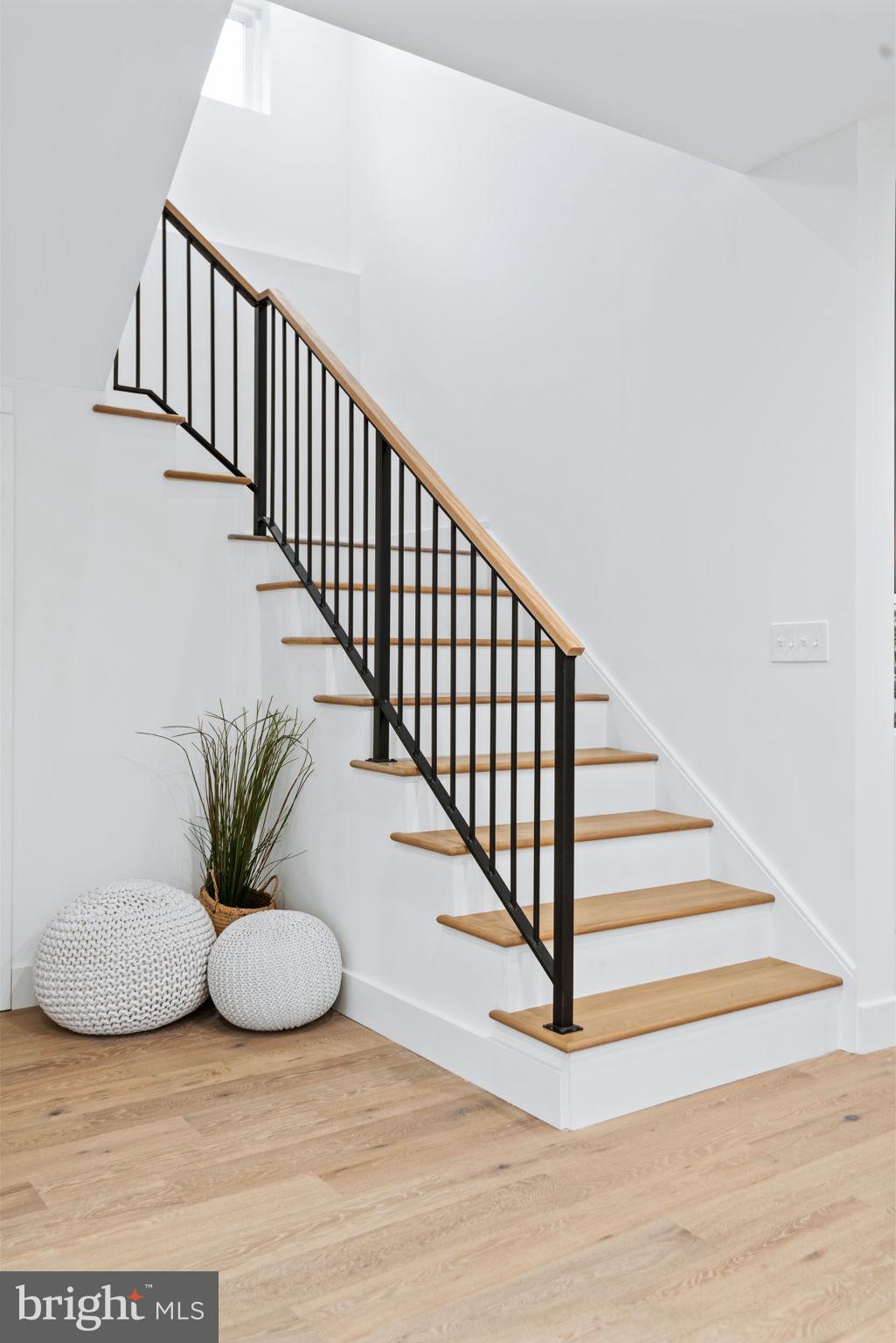 WELLINGTON ESTATES - Residential