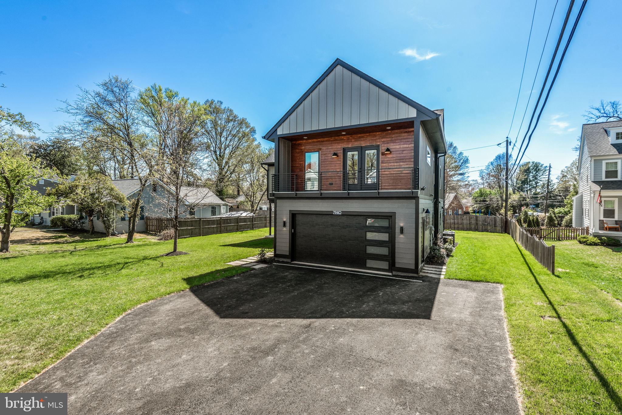 WELLINGTON ESTATES - Residential