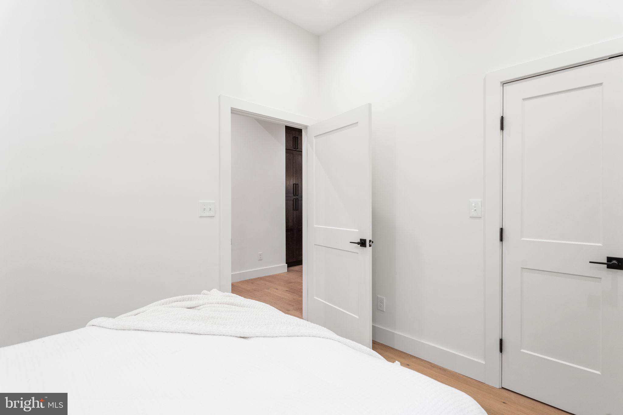 WELLINGTON ESTATES - Residential